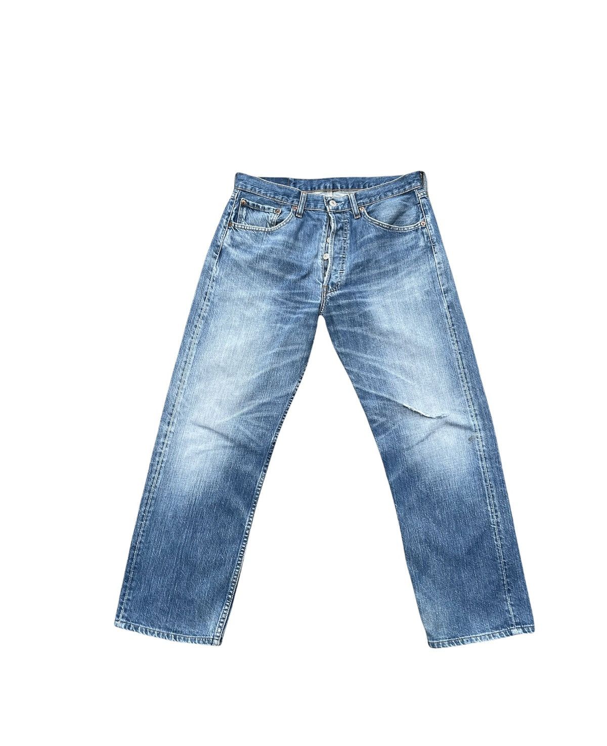 image of Distressed Denim x Levis Vintage Levis 501 2004 Aging Faded Distresed Denim in Blue, Men's (Size 32