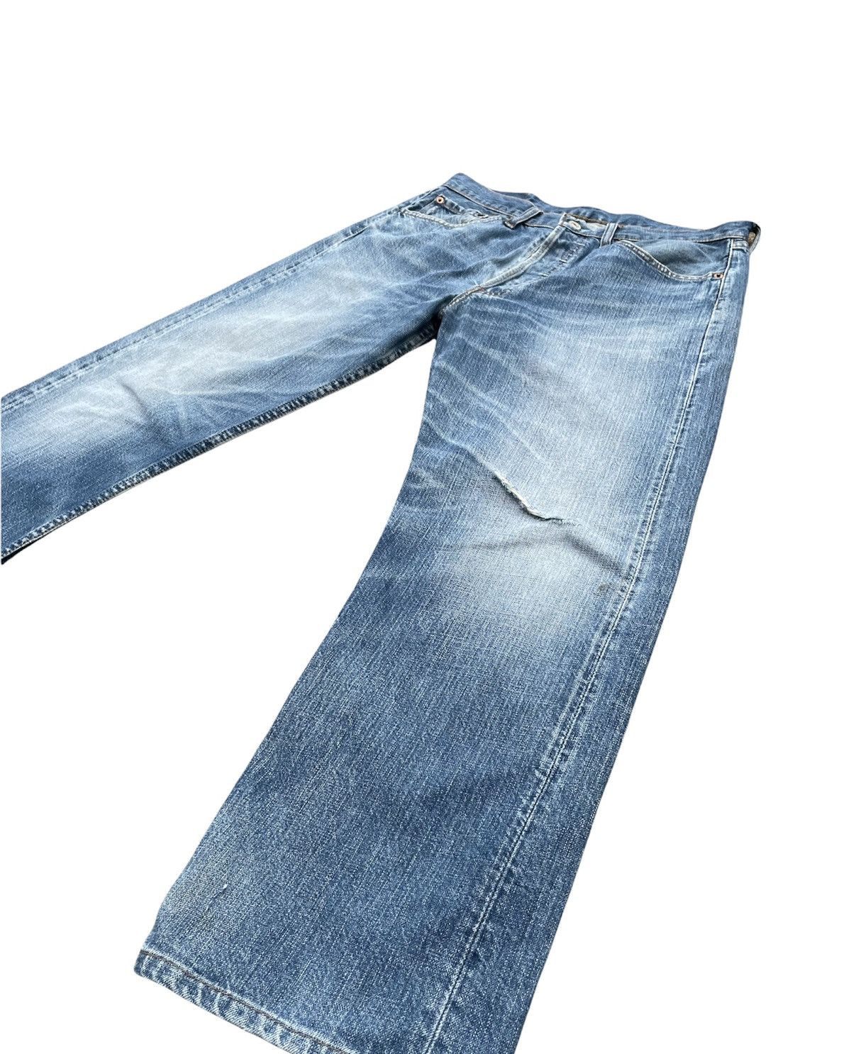 Levi's Vintage Levis 501 2004 Aging Faded Distresed Denim Size US 32 / EU 48 - 3 Thumbnail