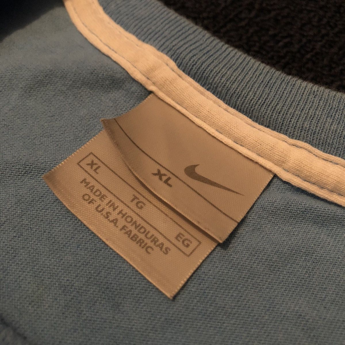 Nike Vintage 2000s Nike Sky Blue Swoosh Basic Logo Tee Silver Tag Size US XL / EU 56 / 4 - 5 Thumbnail