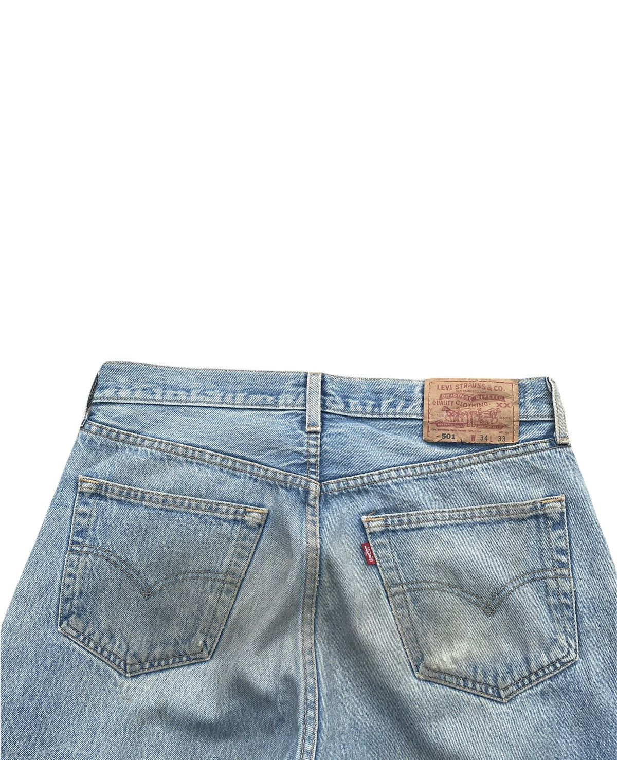 Levi's × Vintage Vintage Levi’s 501 e 2002 Columbia Aging Faded Wash Denim Size US 33 - 13 Thumbnail