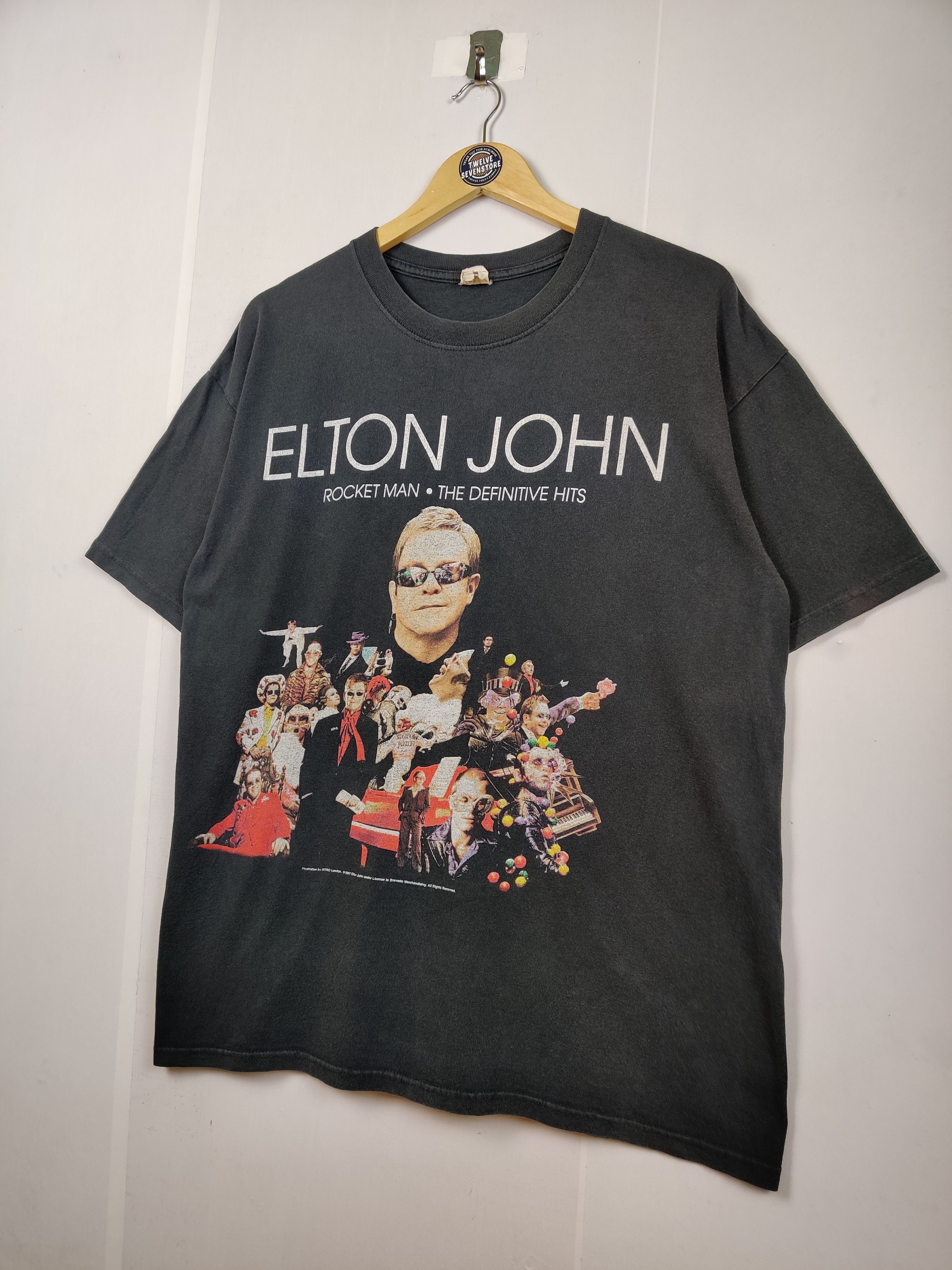 Band Tees Vintage Elton John Tour Tee Tshirt Size US XL / EU 56 / 4 - 2 Thumbnail