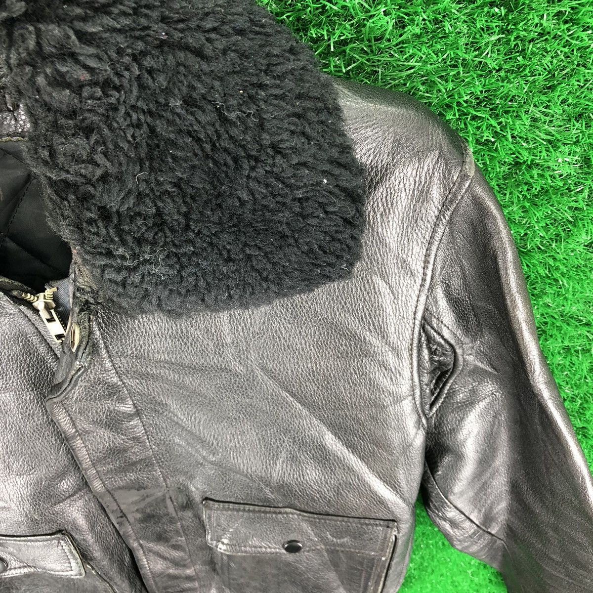 Splendid Vintage 80's Leather Jacket Iconic US Navy A2 Flight Jacket Size US M / EU 48-50 / 2 - 7 Thumbnail