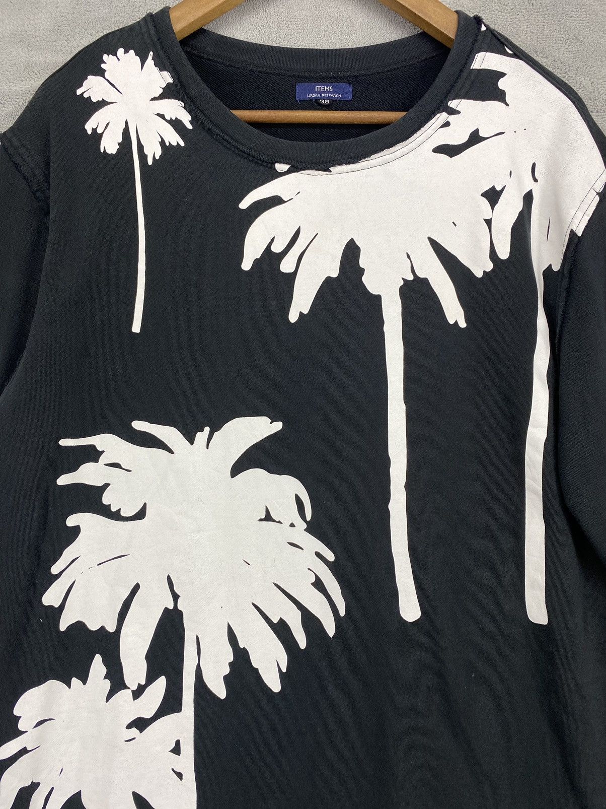 URBAN RESEARCH DOORS 🔥URBAN RESEARCH SWEATSHIRT FULL PRINT Size US M / EU 48-50 / 2 - 4 Thumbnail