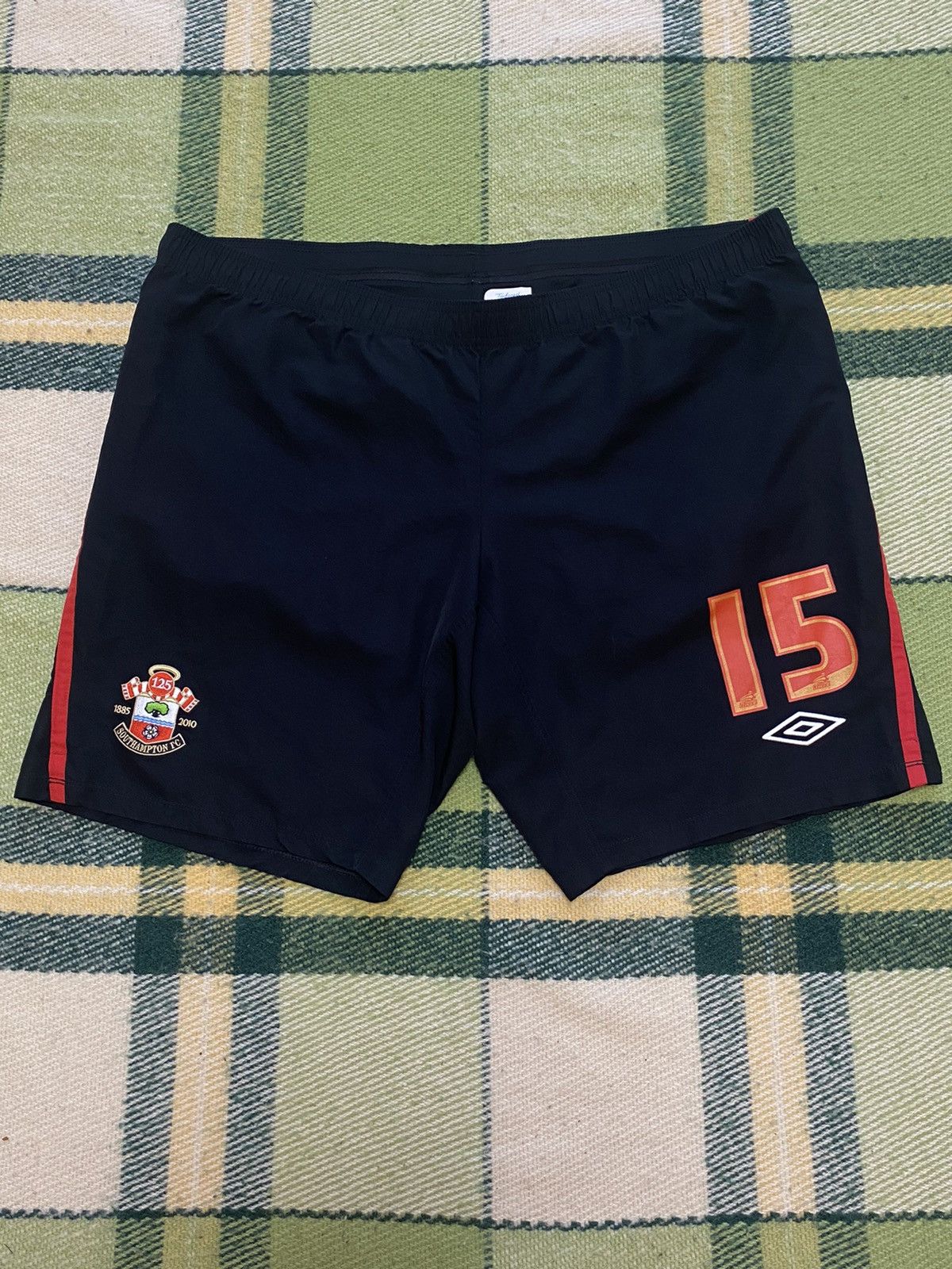 Umbro Vintage 90s Umbro shorts streetwear y2k casual style XL Size US 36 / EU 52 - 1 Thumbnail