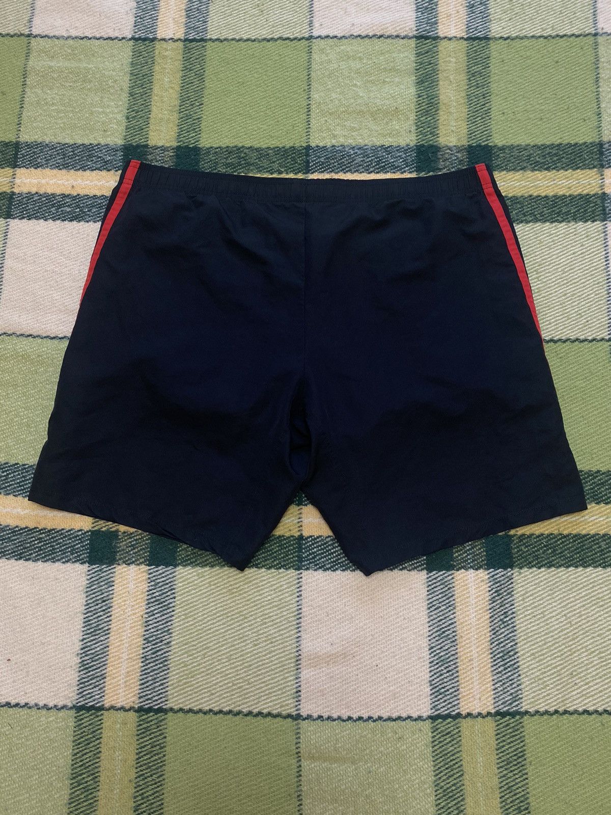 Umbro Vintage 90s Umbro shorts streetwear y2k casual style XL Size US 36 / EU 52 - 3 Thumbnail