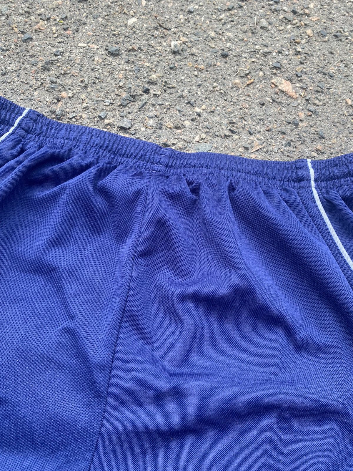 Adidas Vintage Adidas shorts streetwear y2k casual style size XL Size US 36 / EU 52 - 3 Thumbnail
