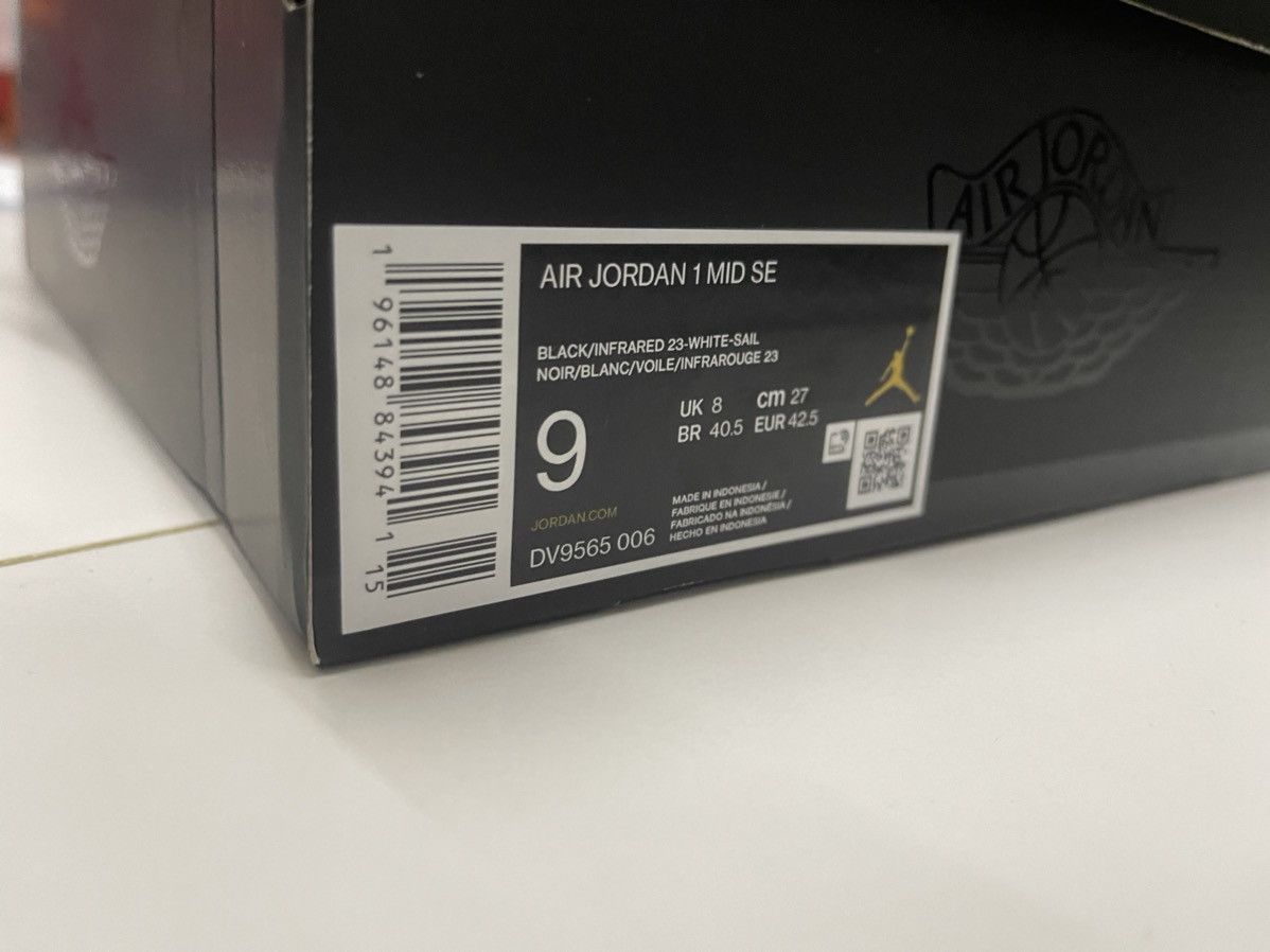 Jordan Brand AIR JORDAN 1 Mid Wear Away AJ1 Nike Size US 9 / EU 42 - 11 Thumbnail