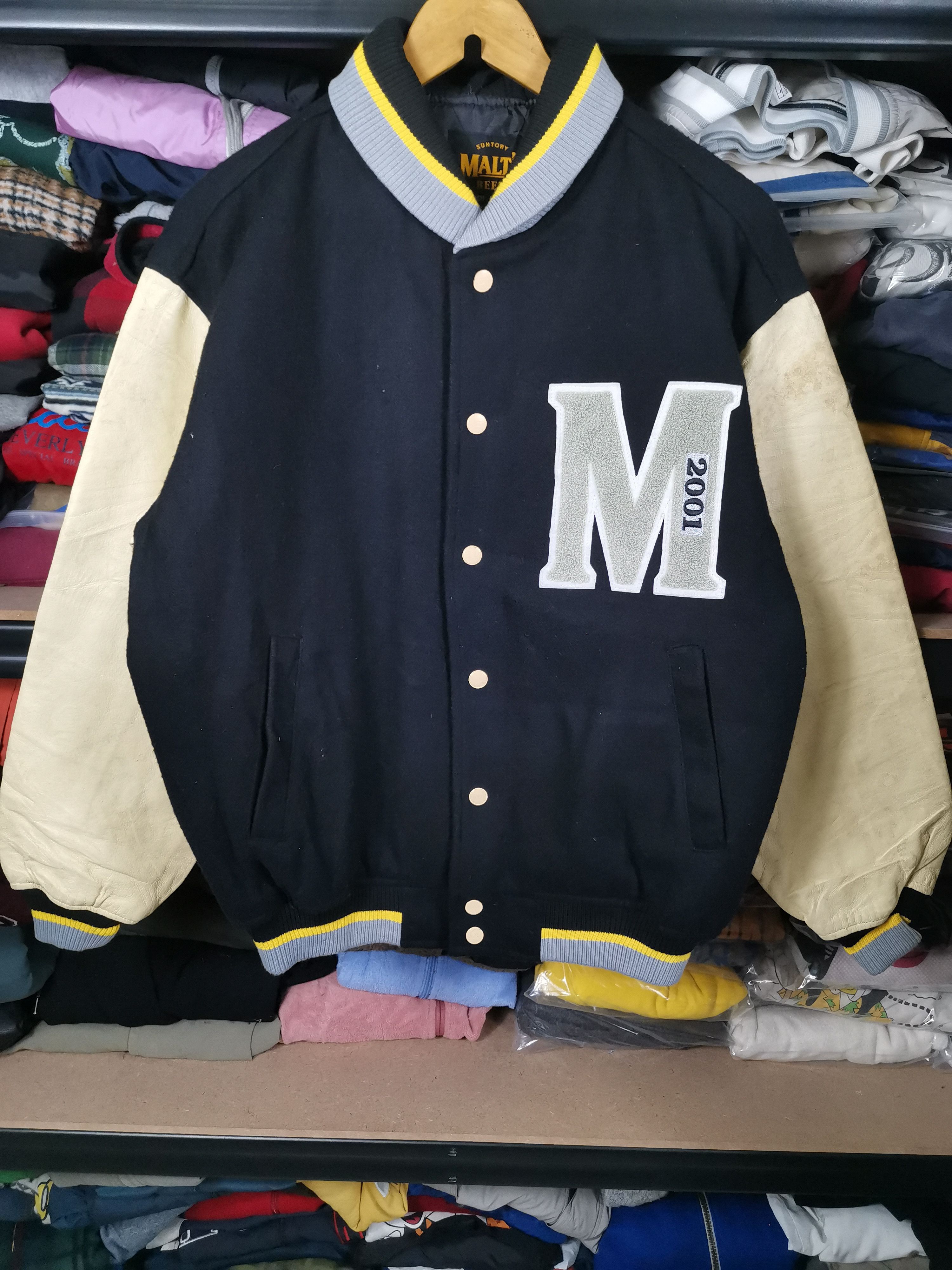 Japanese Brand Vintage Suntory Malts 2001 Sleeve Leather Varsity Jacket Size US M / EU 48-50 / 2 - 1 Thumbnail