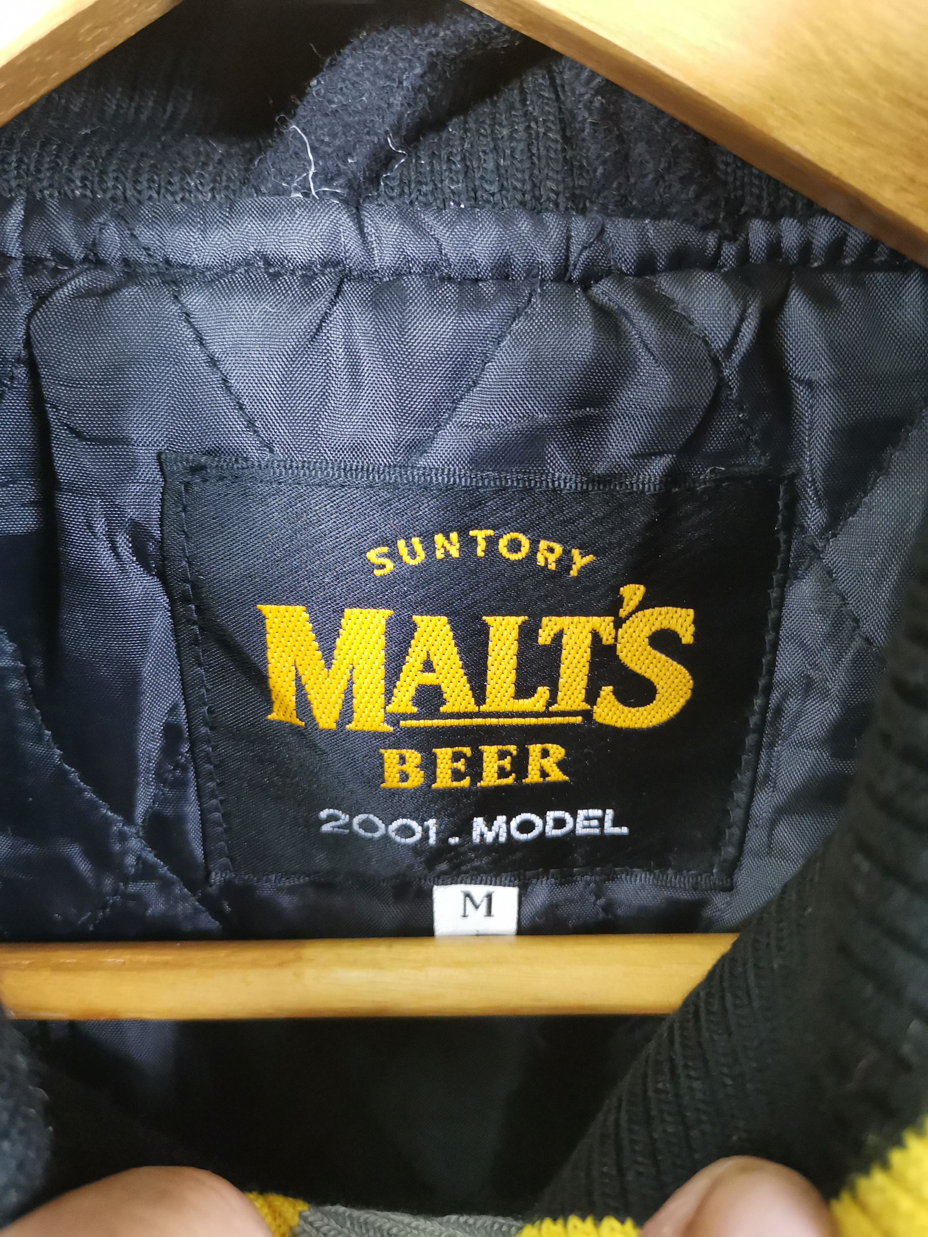 Japanese Brand Vintage Suntory Malts 2001 Sleeve Leather Varsity Jacket Size US M / EU 48-50 / 2 - 5 Thumbnail