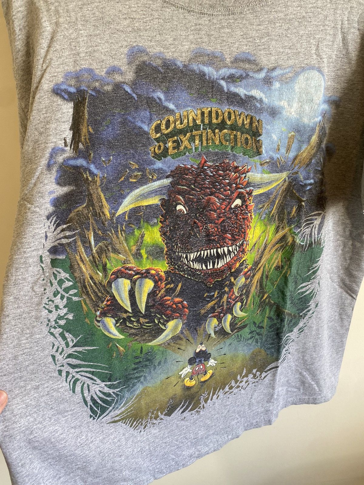Disney × Vintage Vintage Disney Countdown to Extinction Dinosaur T Shirt Size US XL / EU 56 / 4 - 2 Thumbnail
