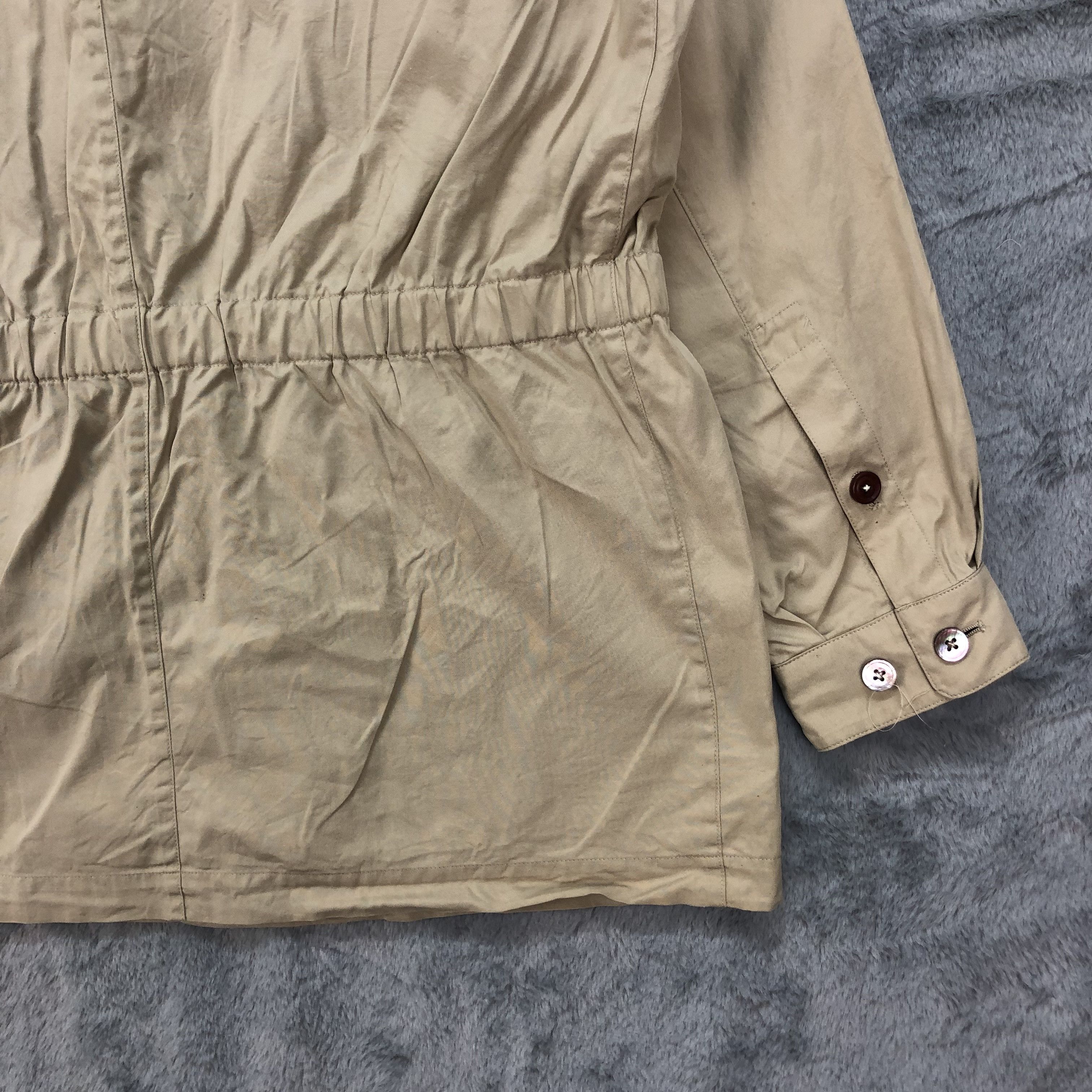 Burberry Burberrys' Light Four Pocket Jacket #4561-158 Size US L / EU 52-54 / 3 - 18 Thumbnail