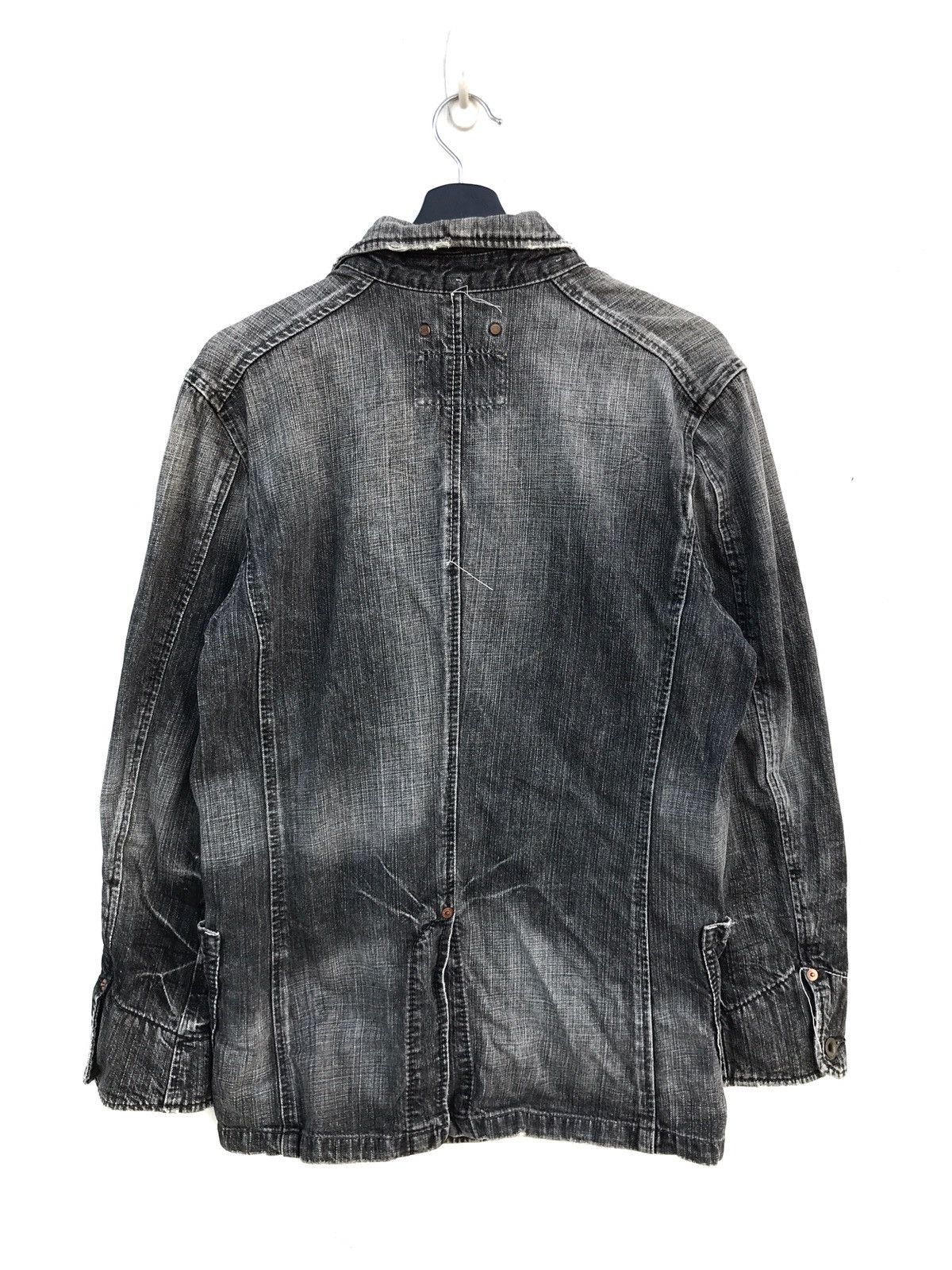 Levi's × Levi's Made & Crafted × Levi's Vintage Clothing Vintage Levis Black Distressed Denim Chore Jacket Size US M / EU 48-50 / 2 - 2 Thumbnail