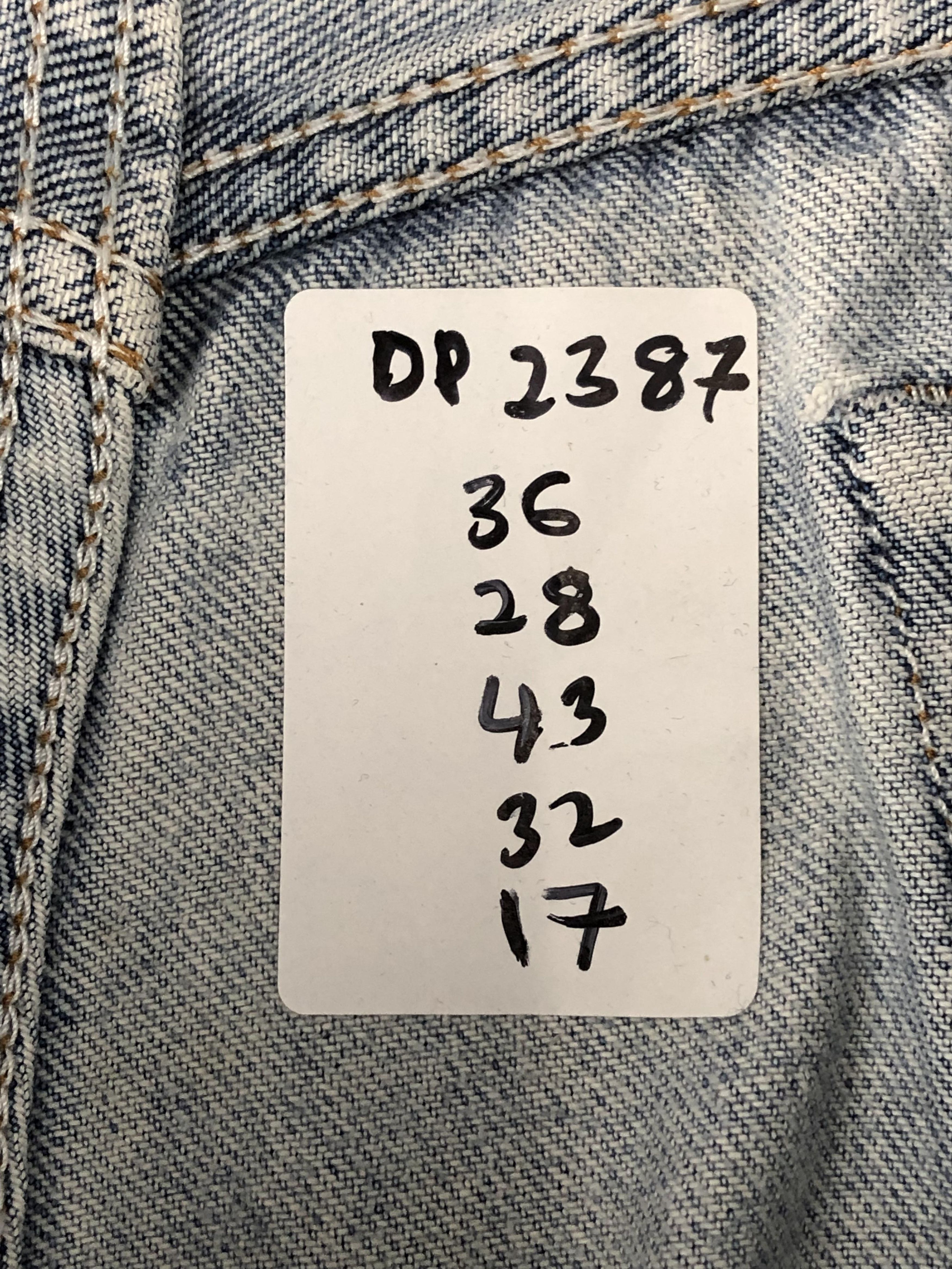 Levi's × Vintage Vintage Levis 550 Light Wash Jeans DP2287 Size US 36 / EU 52 - 23 Thumbnail