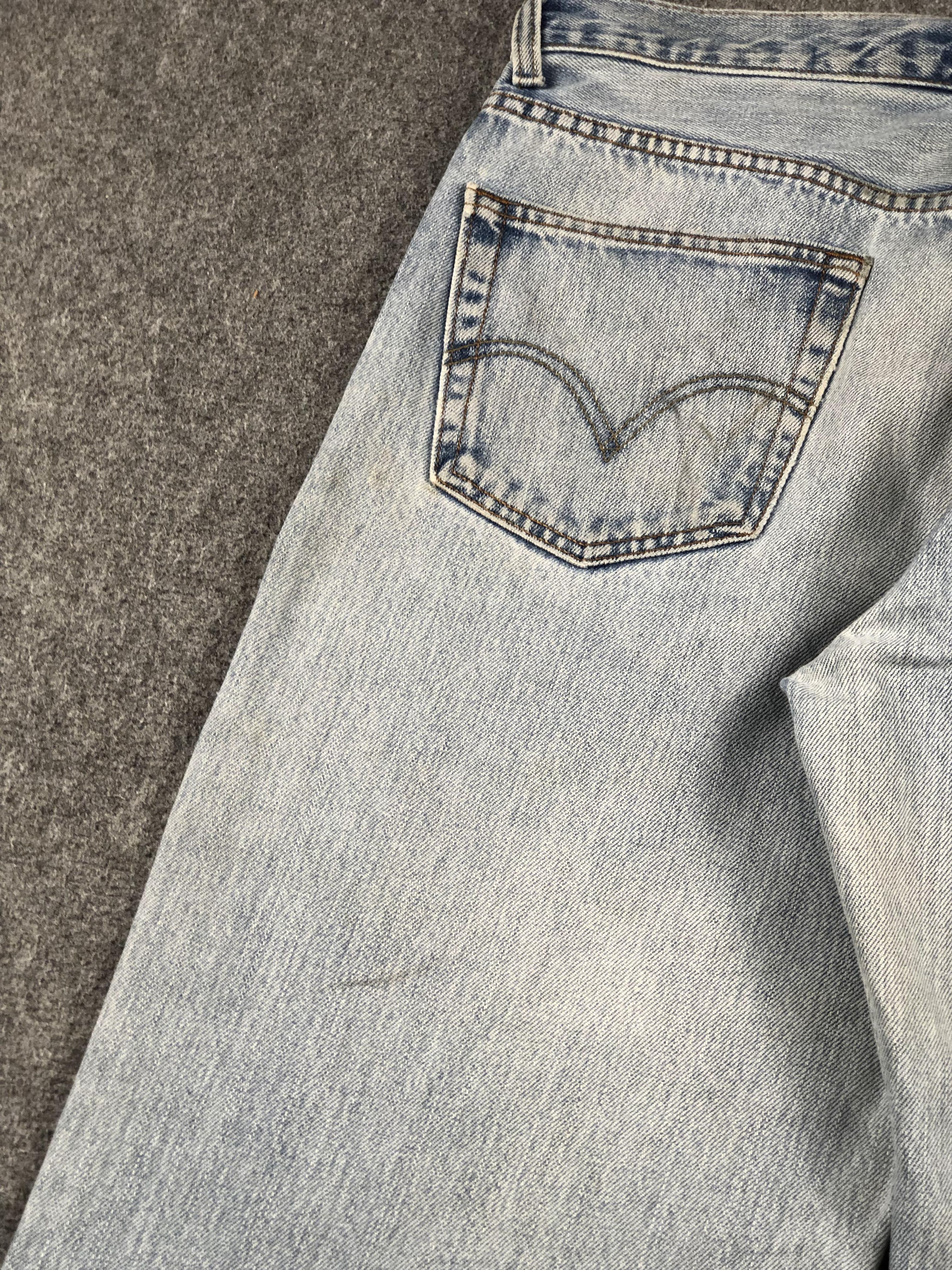 Levi's × Vintage Vintage Levis 550 Light Wash Jeans DP2287 Size US 36 / EU 52 - 19 Thumbnail