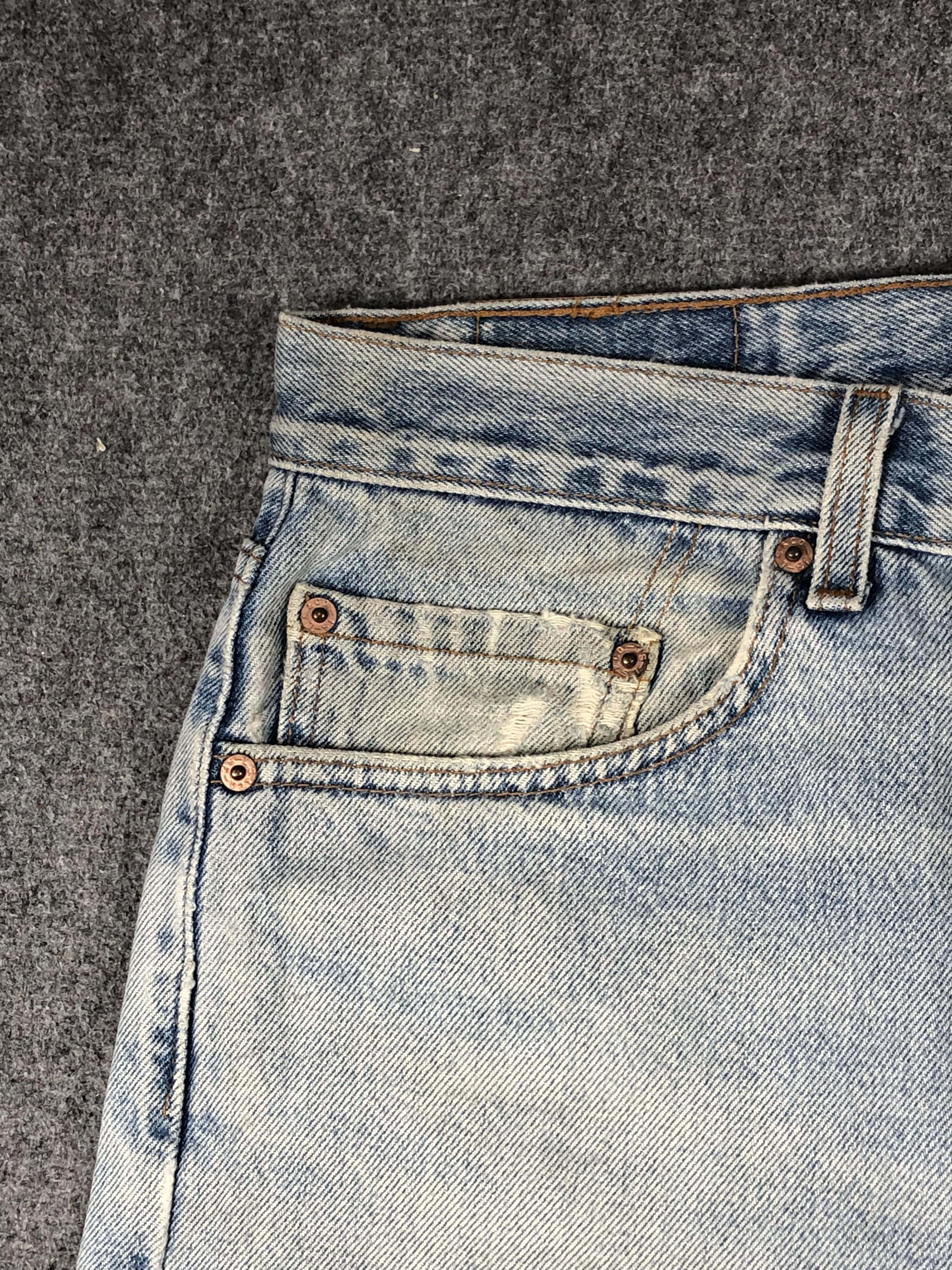 Levi's Vintage 90s Levis 505 Light Wash Jeans DP2285 Size US 33 - 10 Thumbnail