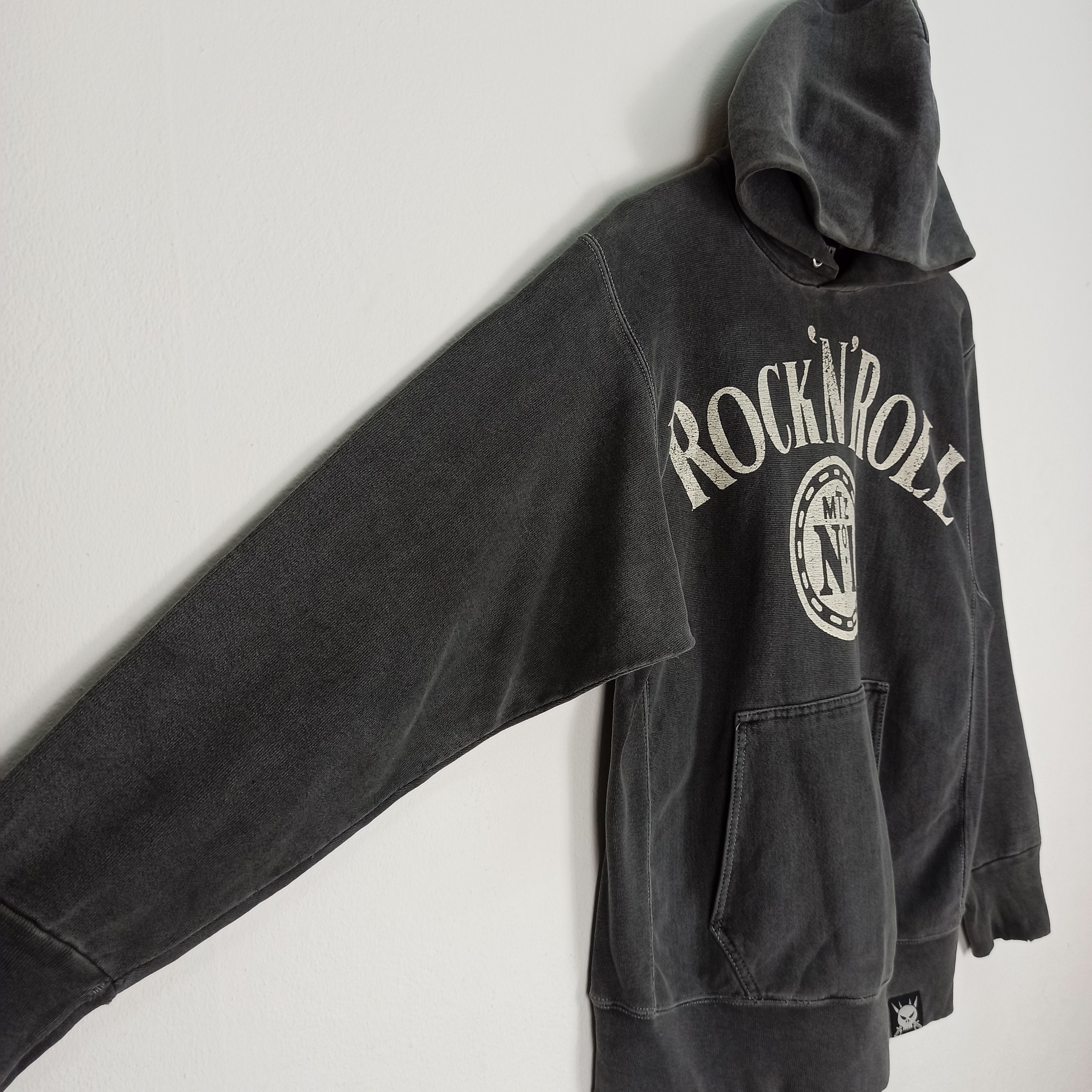 Vintage 🔥STEALS🔥 Distressed MAD TOYZ ROCK'N'ROCK JAPANESE HOODIE Size US M / EU 48-50 / 2 - 2 Thumbnail