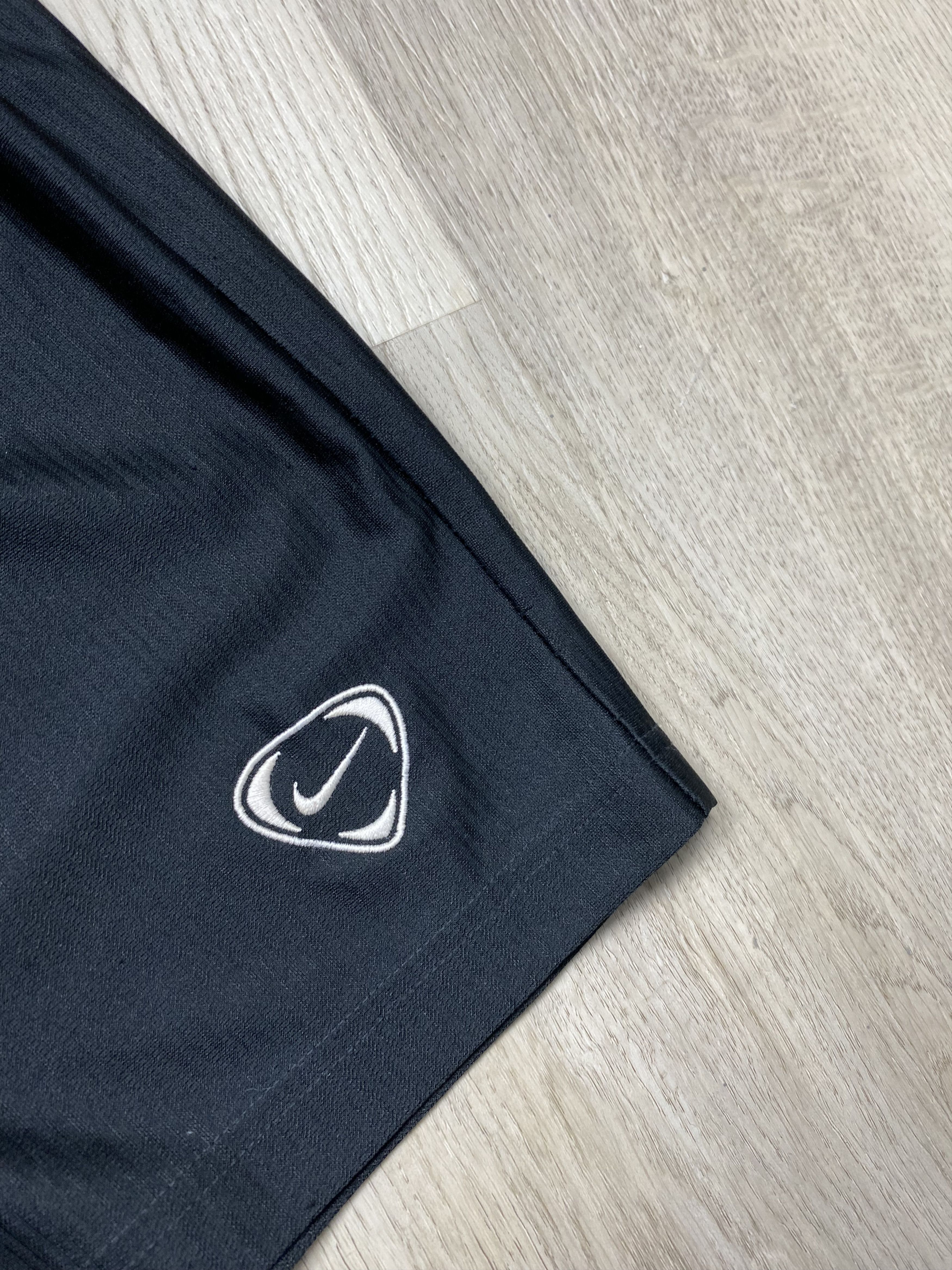 Nike × Vintage Nike Dri Fit Vintage Mens Shorts Y2K Size US 36 / EU 52 - 3 Thumbnail