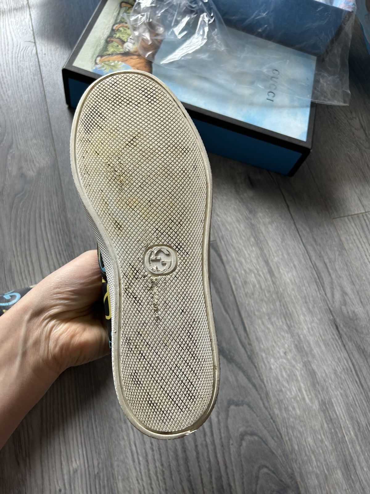 Gucci Gucci Ghost Slip-Ons Size US 7 / EU 40 - 8 Thumbnail