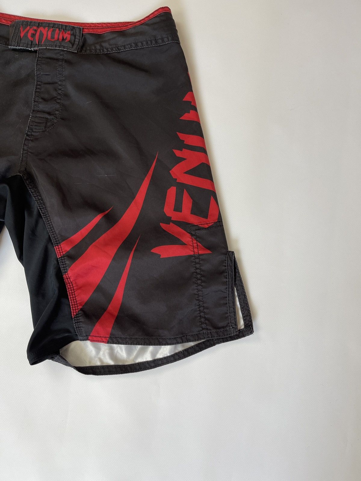Flight Club Venum Fight Team MMA kickboxing shorts Size US 34 / EU 50 - 3 Thumbnail