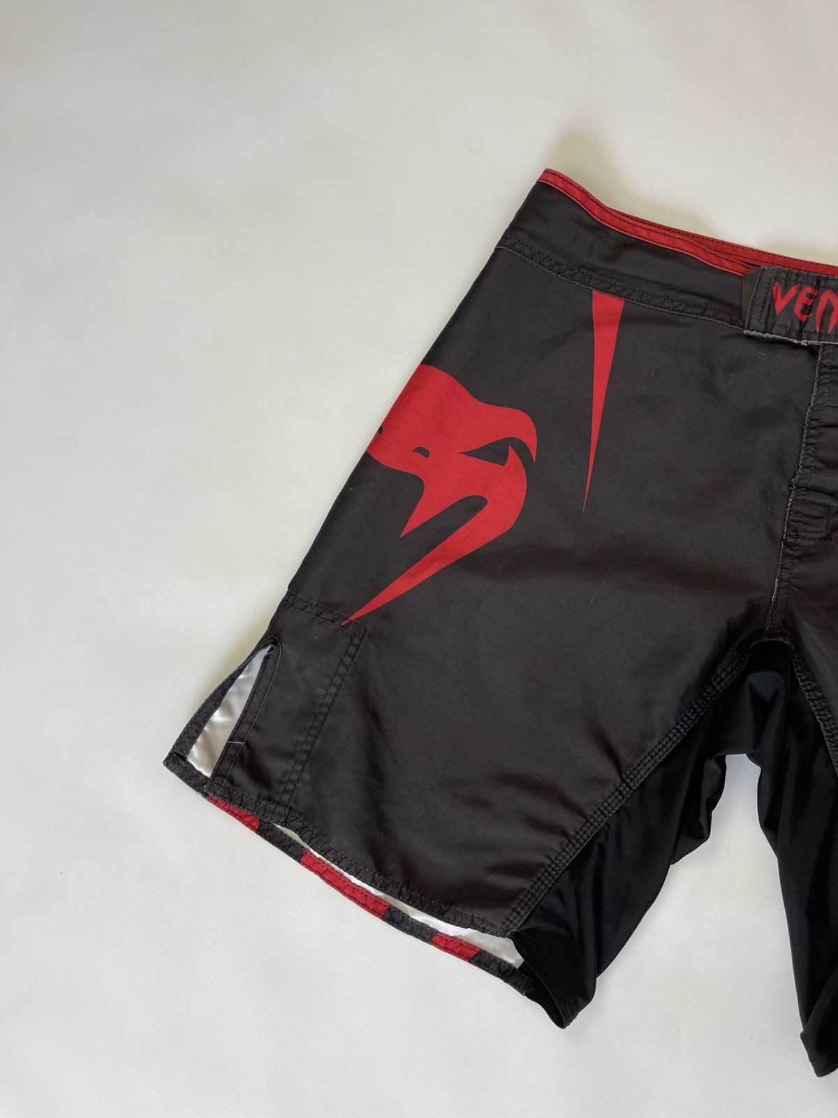 Flight Club Venum Fight Team MMA kickboxing shorts Size US 34 / EU 50 - 4 Thumbnail