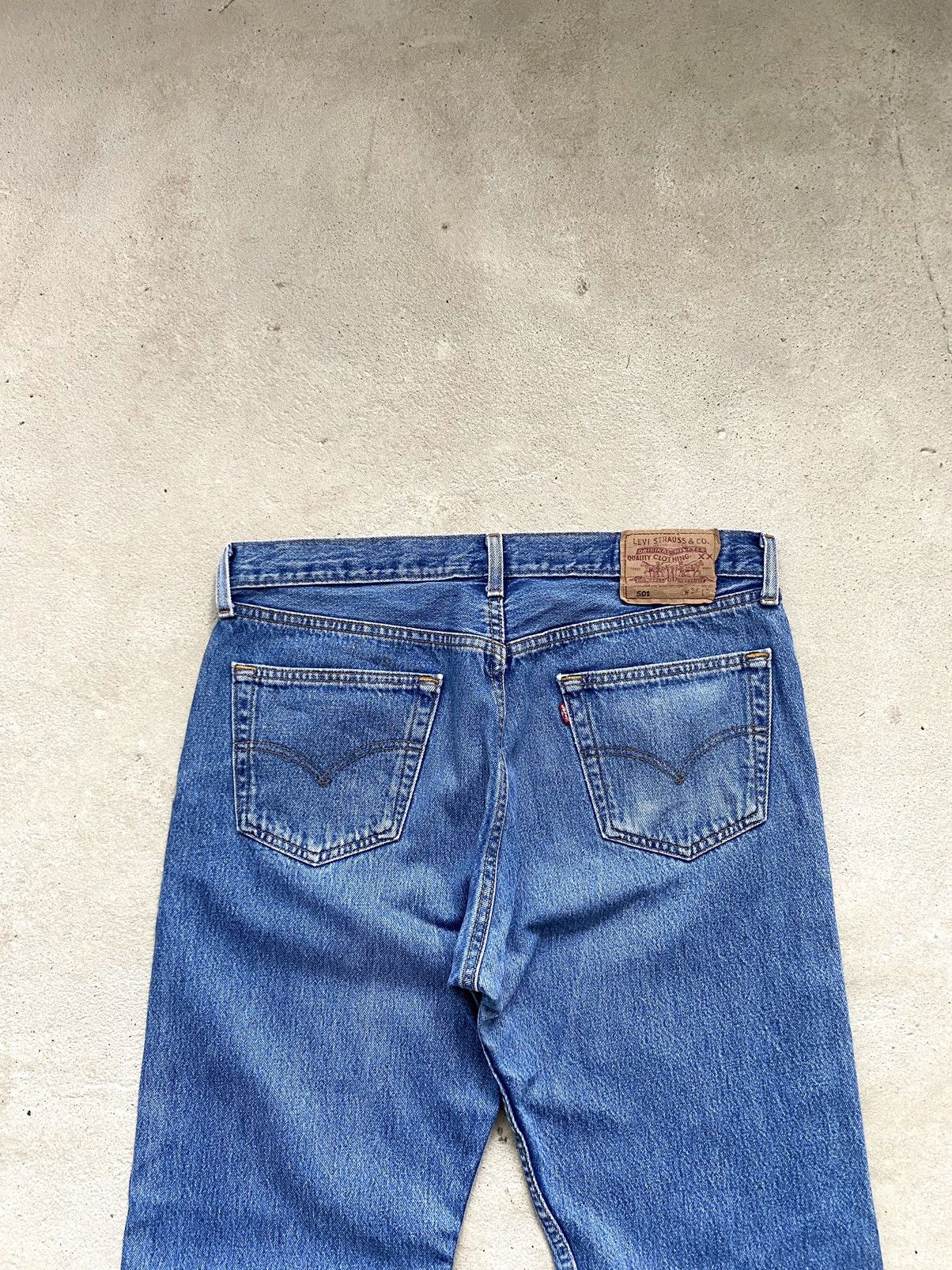 Levi's Vintage 90s Levi's 501 Washed Blue Denim Jeans Size US 36 / EU 52 - 14 Thumbnail