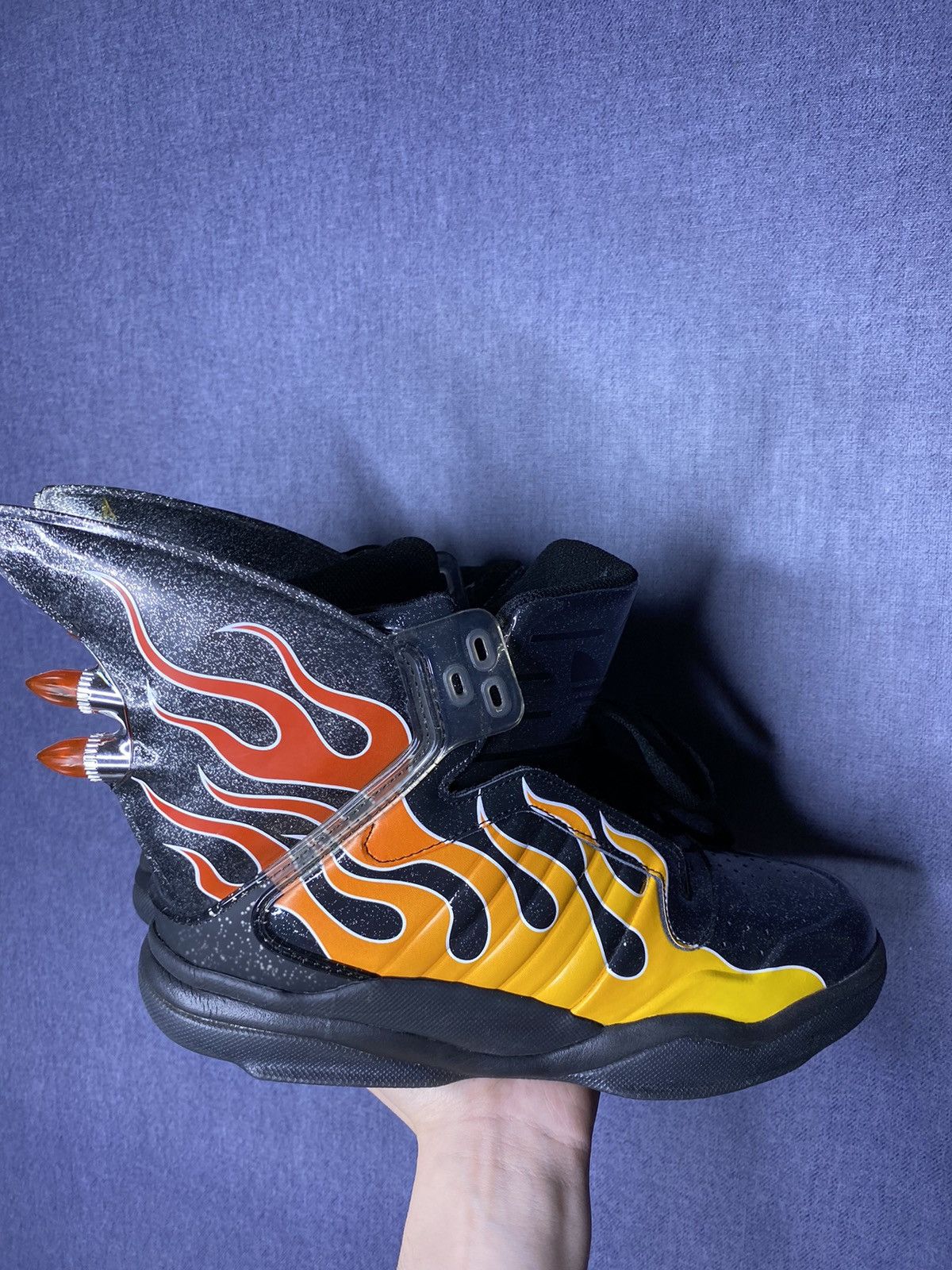 jeremy scott adidas shark