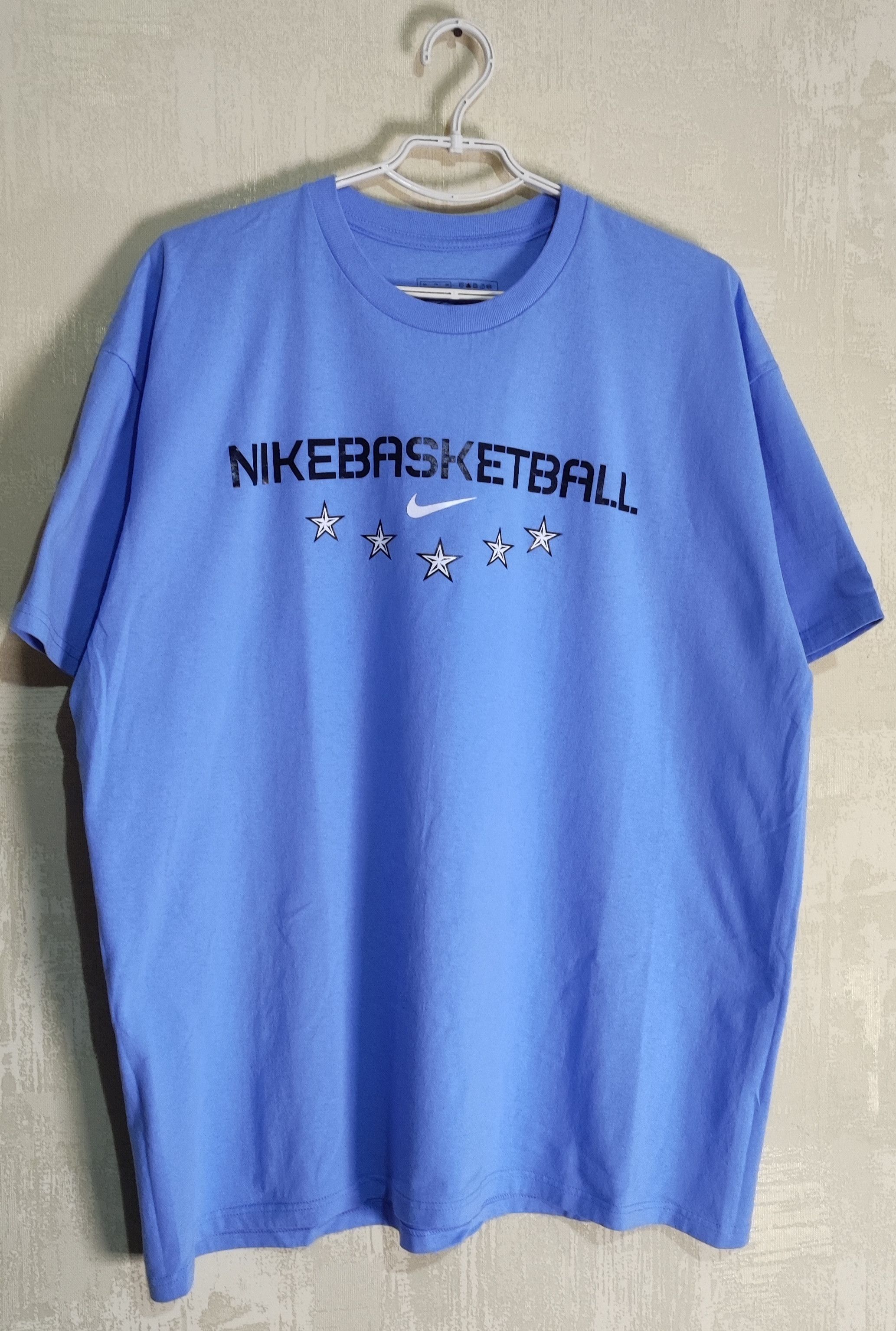 Nike × Vintage Vintage Nike Basketball T-shirt Center Logo Size US XXL / EU 58 / 5 - 2 Thumbnail