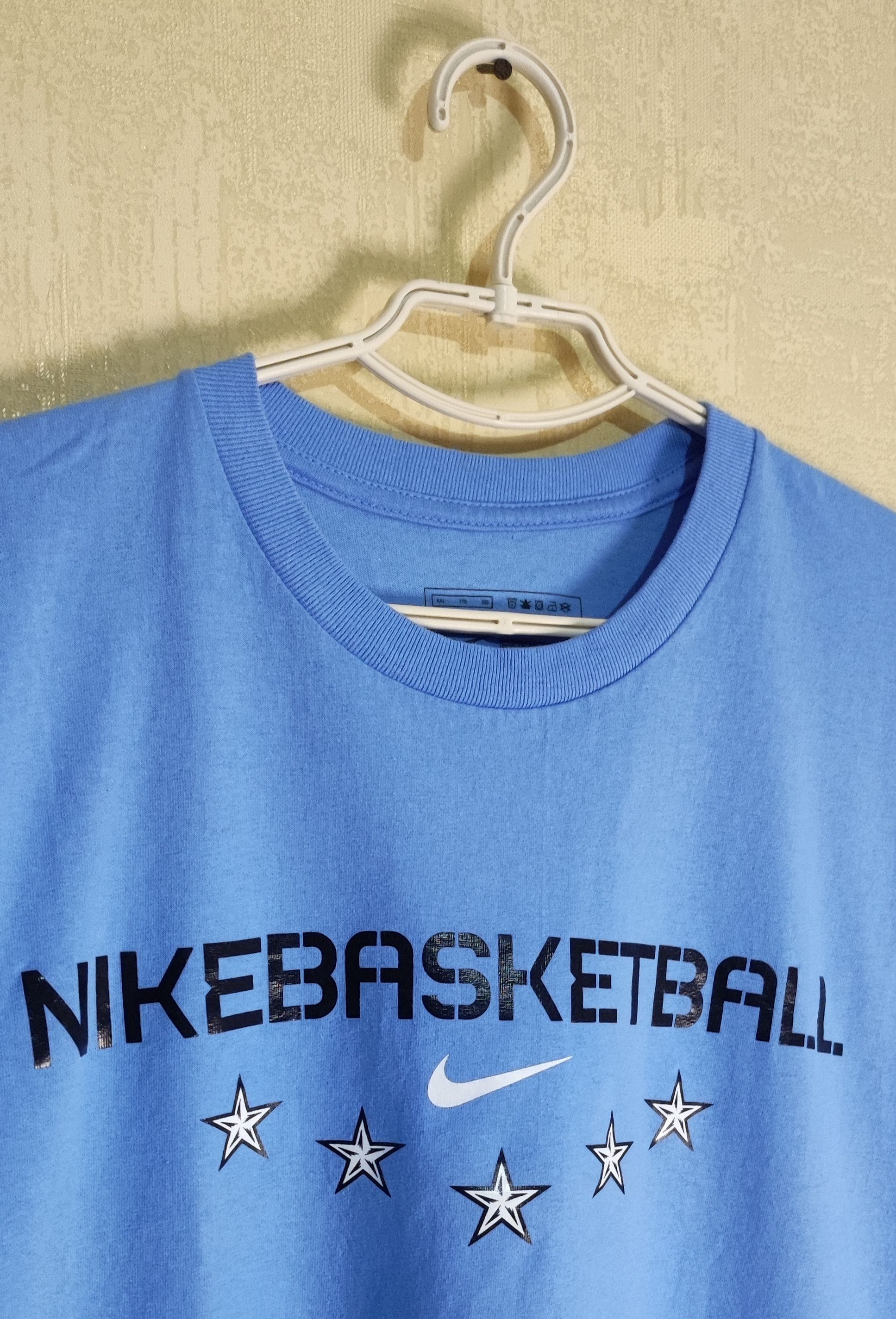Nike × Vintage Vintage Nike Basketball T-shirt Center Logo Size US XXL / EU 58 / 5 - 3 Thumbnail