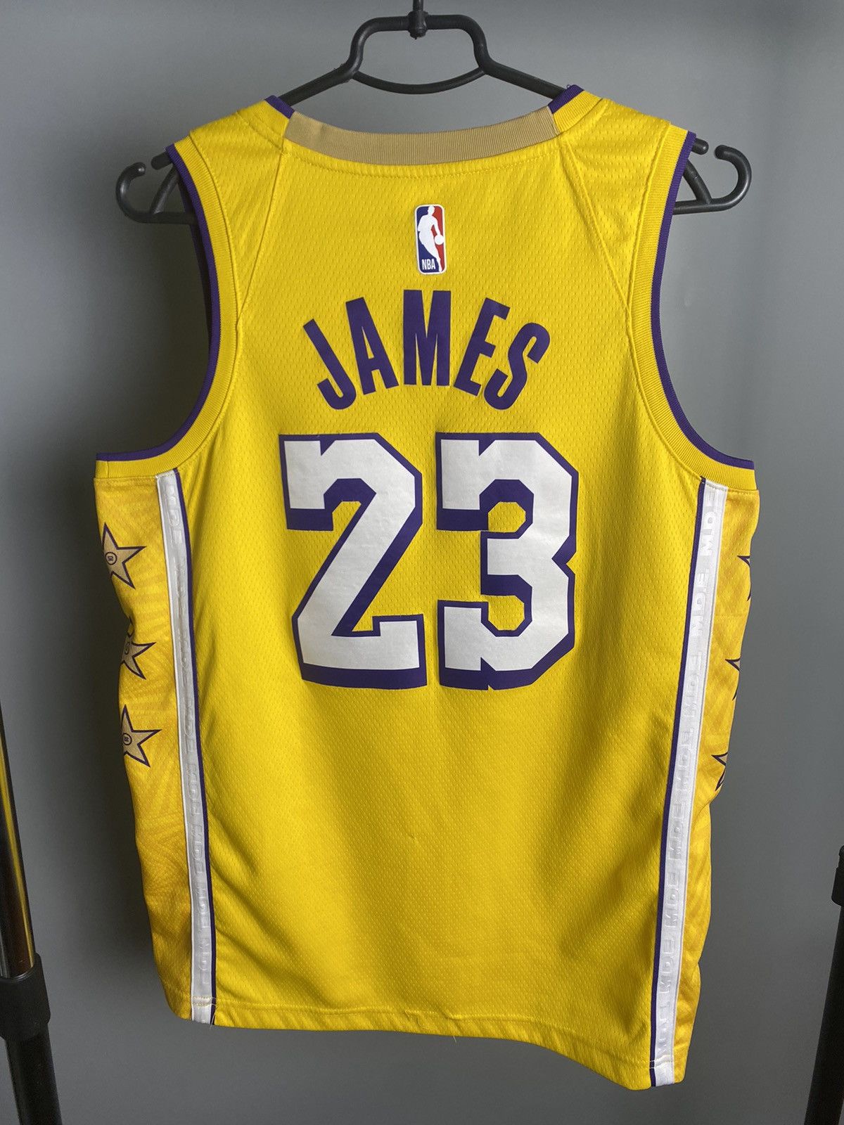 Lebron James Los Angeles Lakers #23 Black Yellow NBA Jersey Shirt Size Large