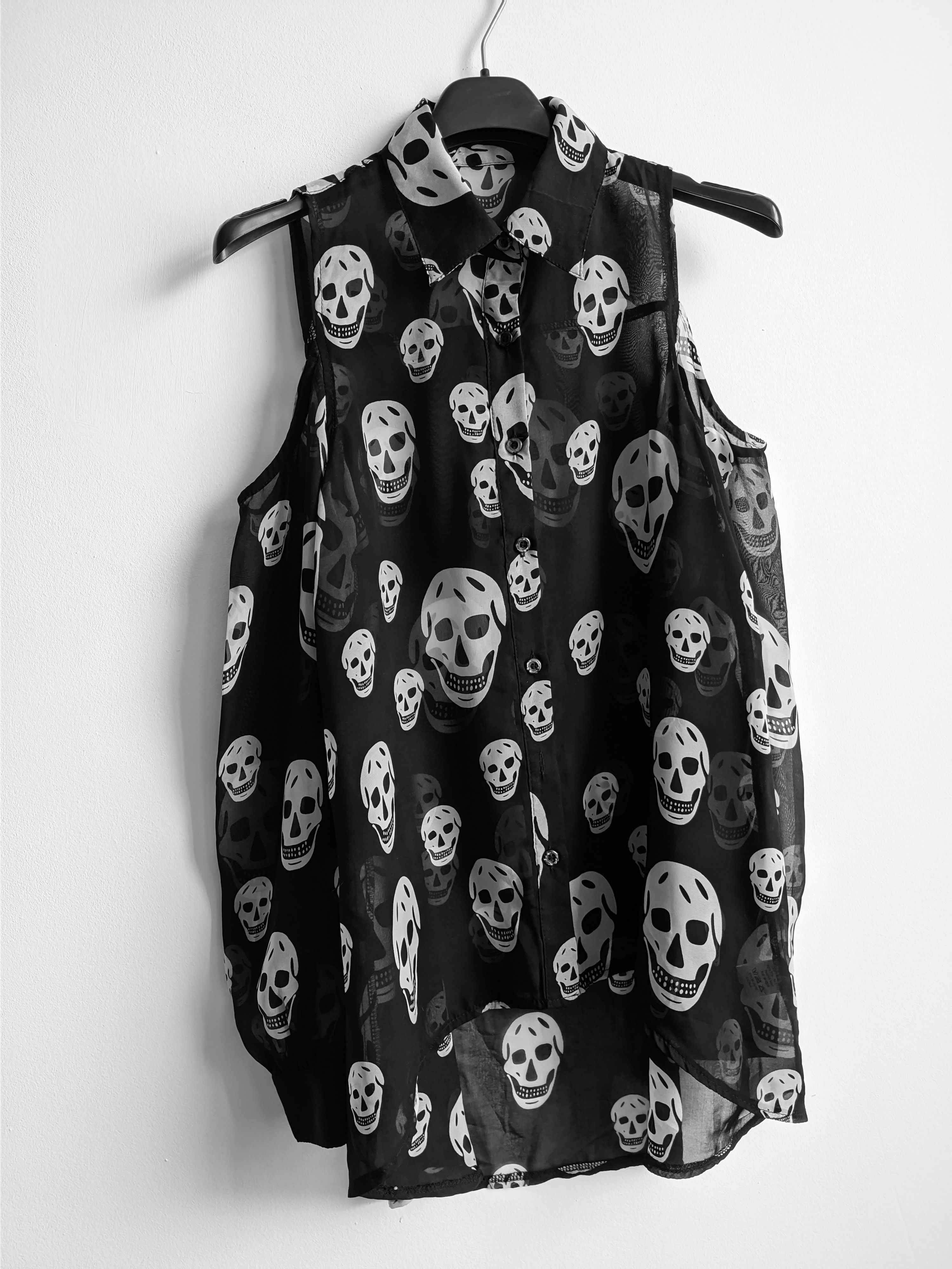Japanese Brand vintage skull long sleeve y2k gothic Alexander McQueen style Size ONE SIZE - 4 Thumbnail