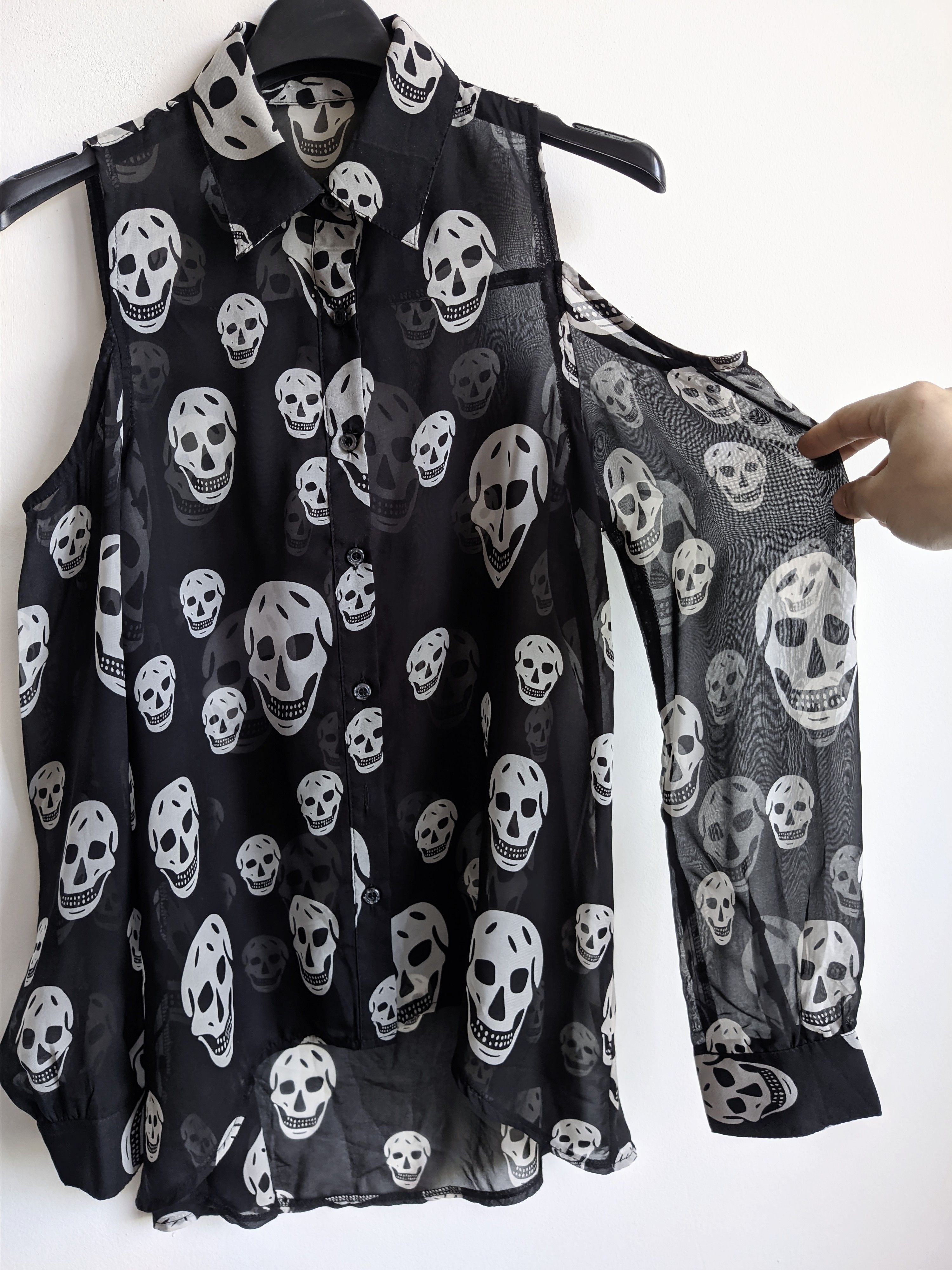 Japanese Brand vintage skull long sleeve y2k gothic Alexander McQueen style Size ONE SIZE - 8 Thumbnail