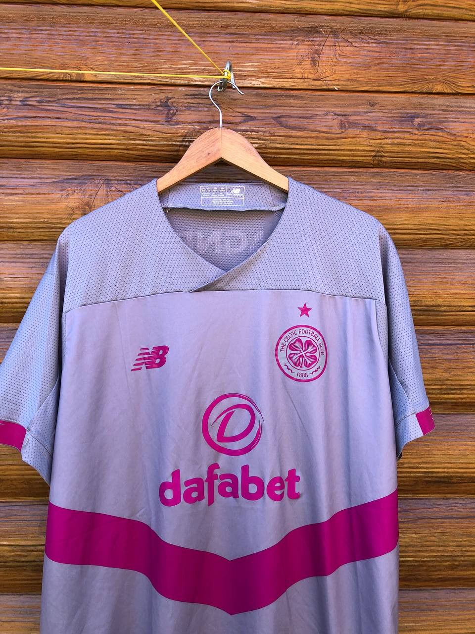 New Balance CELTIC FOOTBALL SHIRT SOCCER JERSEY NEW BALANCE Size US XXL / EU 58 / 5 - 2 Thumbnail