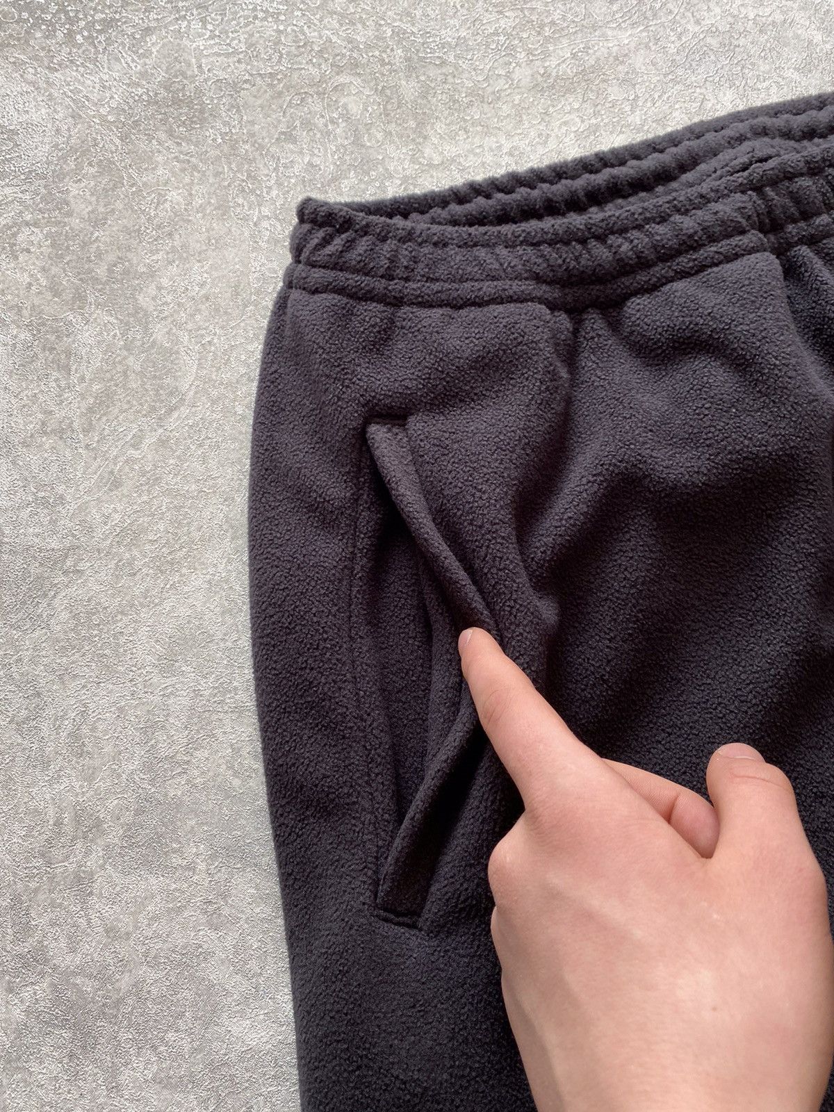 Gap × Yeezy Yeezy Gap Polar Fleece Jogging Pants by Balenciaga Size US 36 / EU 52 - 6 Thumbnail