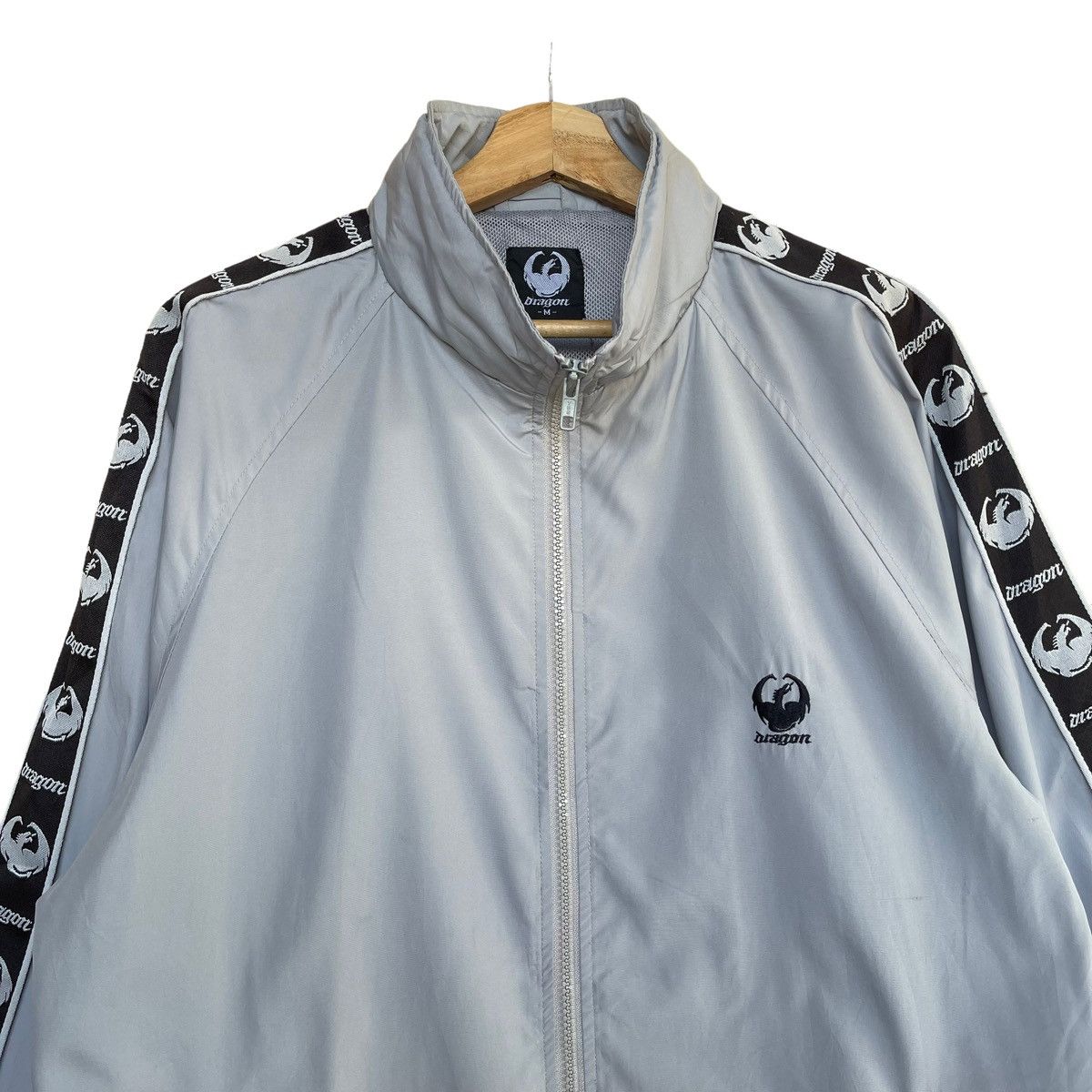 Vintage Vintage Dragon Skaterboards Zipper Light Jacket Size M Size US M / EU 48-50 / 2 - 4 Thumbnail