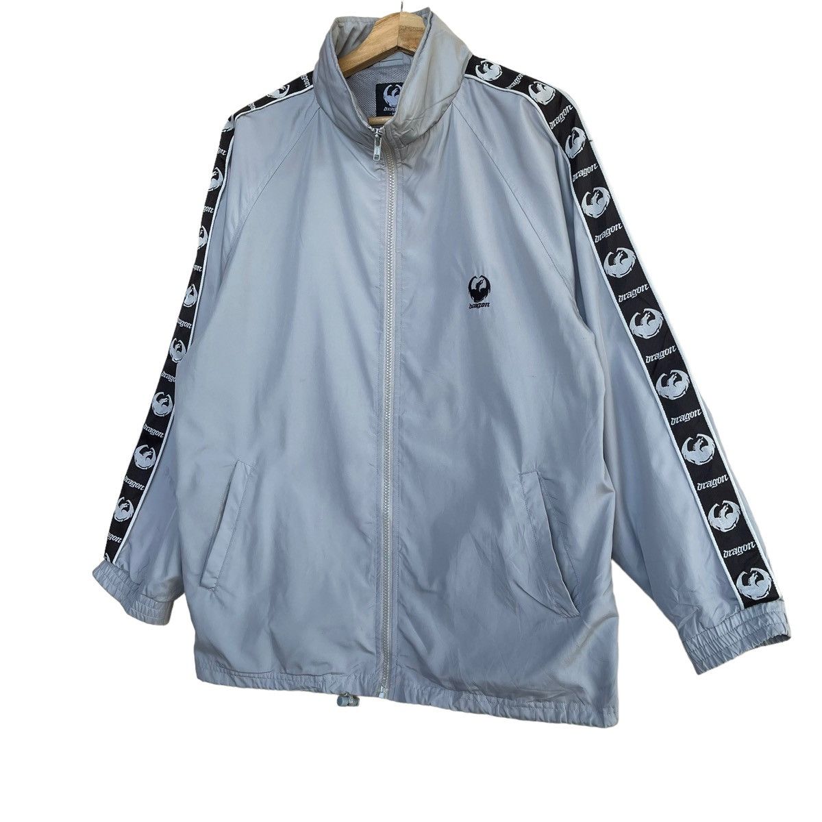 Vintage Vintage Dragon Skaterboards Zipper Light Jacket Size M Size US M / EU 48-50 / 2 - 3 Thumbnail