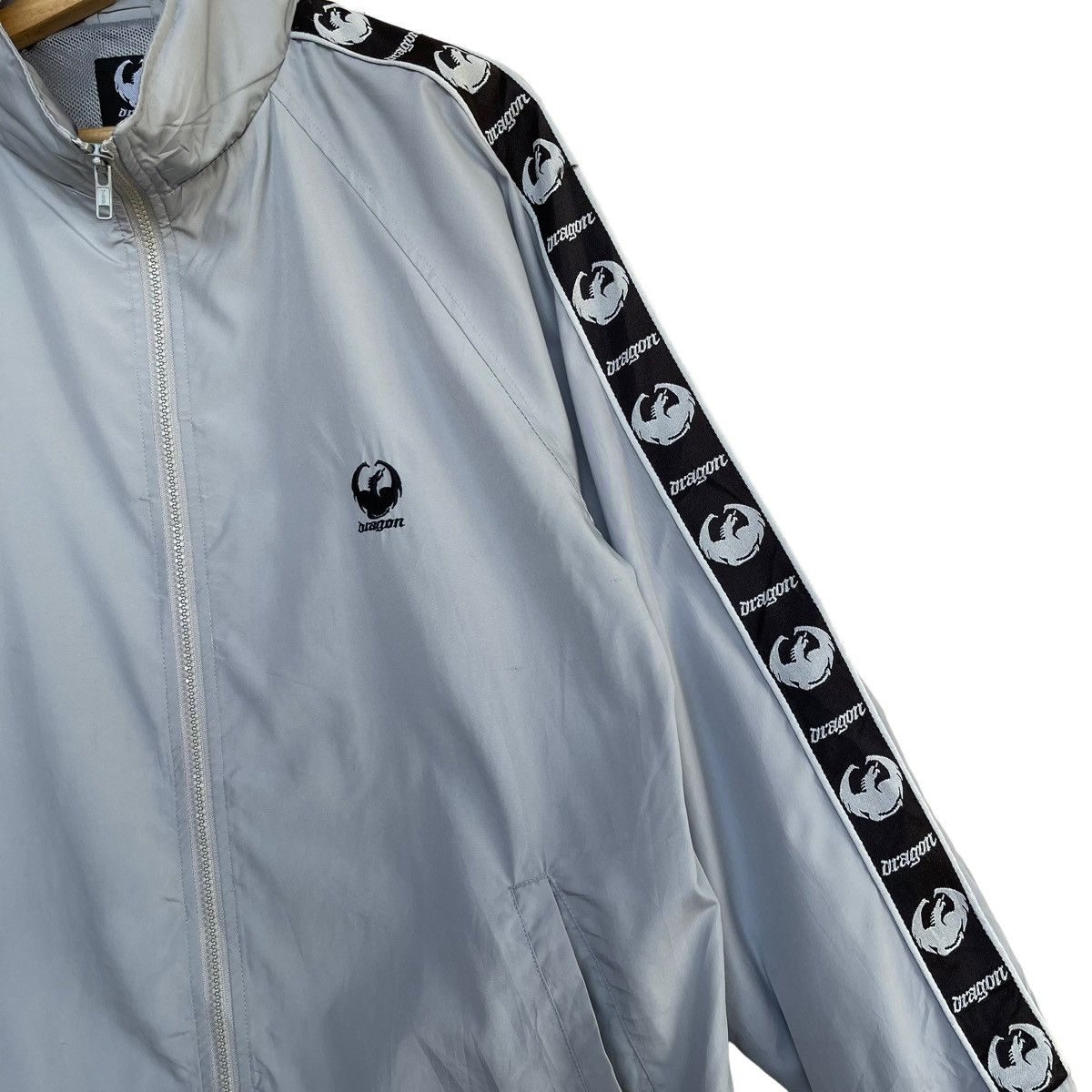 Vintage Vintage Dragon Skaterboards Zipper Light Jacket Size M Size US M / EU 48-50 / 2 - 7 Thumbnail