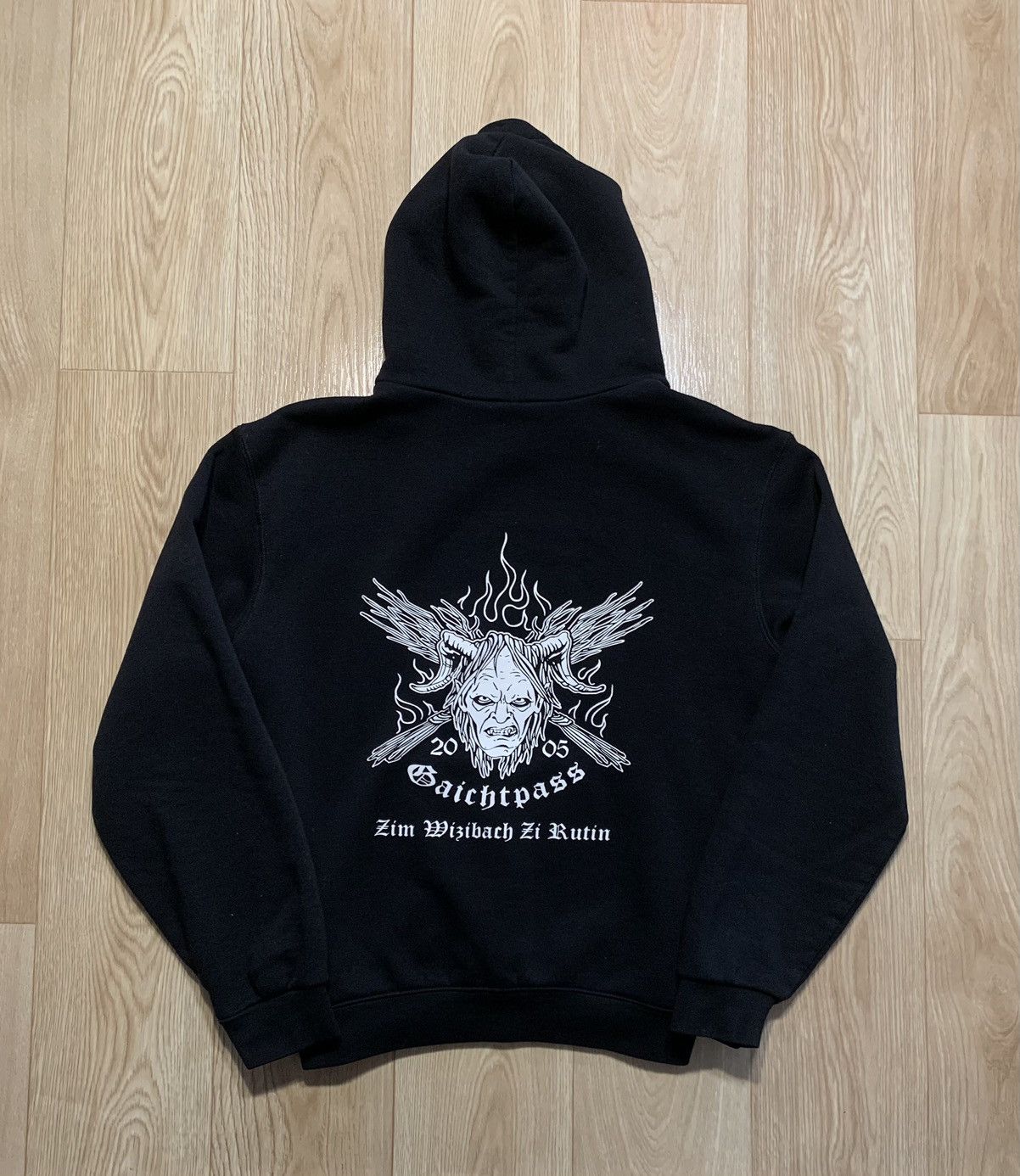 Vintage Gaicht Pass Germany Devil 666 Hoodie Size US M / EU 48-50 / 2 - 1 Thumbnail