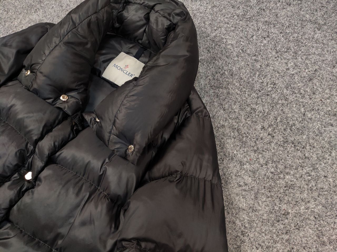 Moncler Auth Moncler Bourdon Giubbotto Snap-Front Puffer Down Jacket Size M / US 6-8 / IT 42-44 - 4 Thumbnail