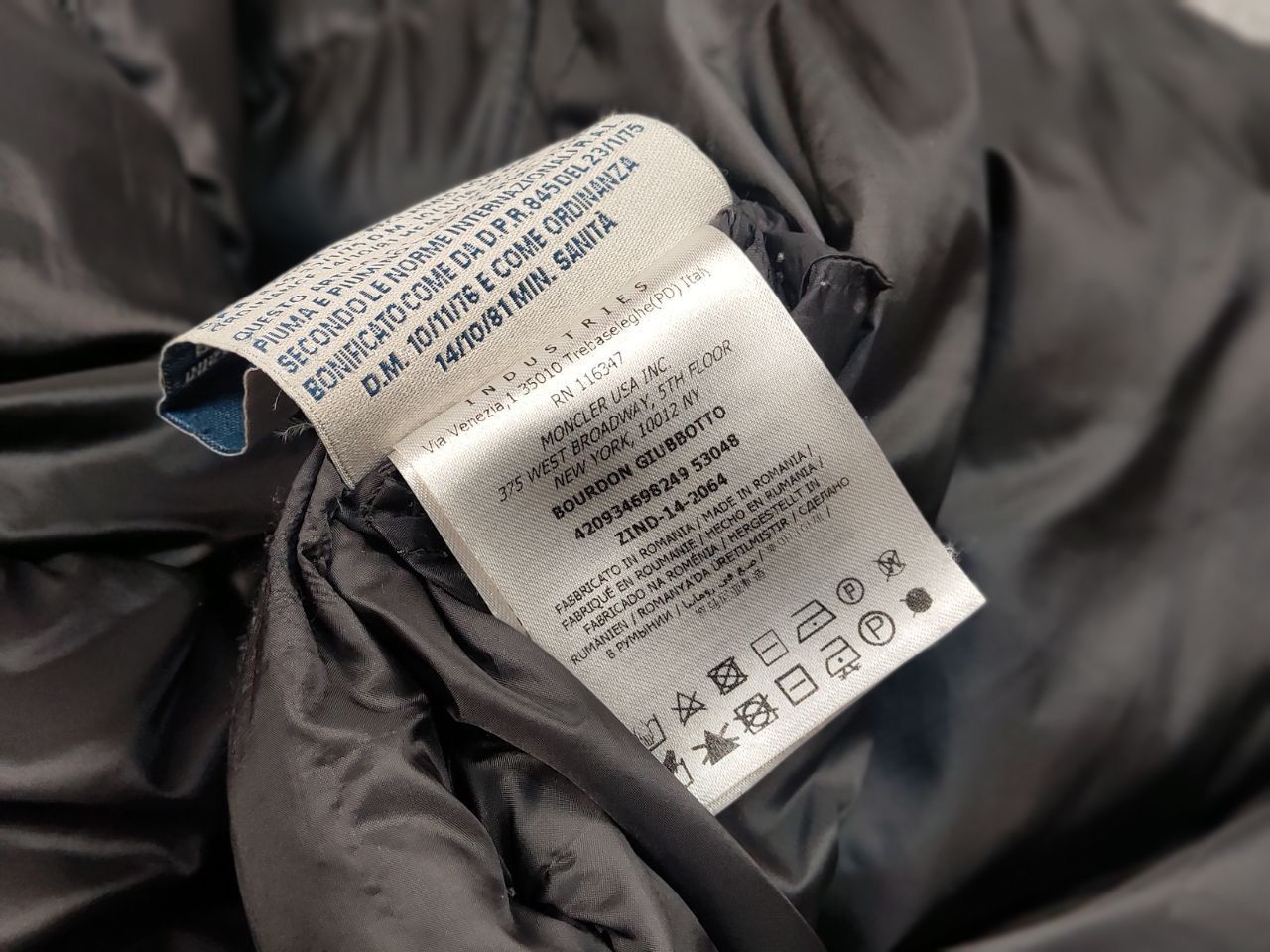 Moncler Auth Moncler Bourdon Giubbotto Snap-Front Puffer Down Jacket Size M / US 6-8 / IT 42-44 - 24 Thumbnail