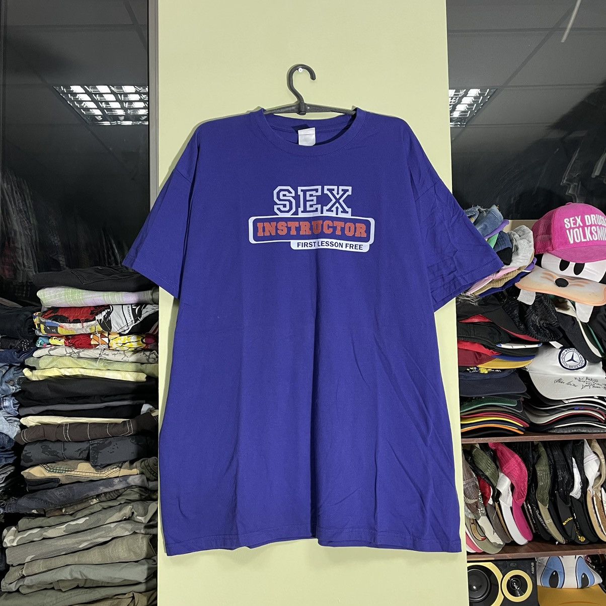 Vintage Vintage Y2K Graphic Tee Sex Instructor Humor Print Blue XXL Size US XXL / EU 58 / 5 - 3 Thumbnail