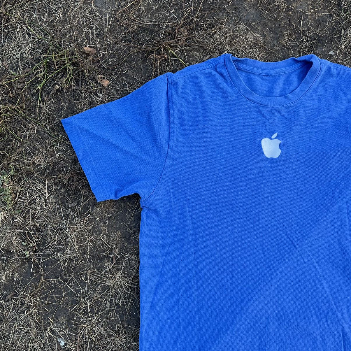 Vintage Vintage Y2K Apple Logo Sun Faded Graphic Tee Streetwear M Size US M / EU 48-50 / 2 - 3 Thumbnail