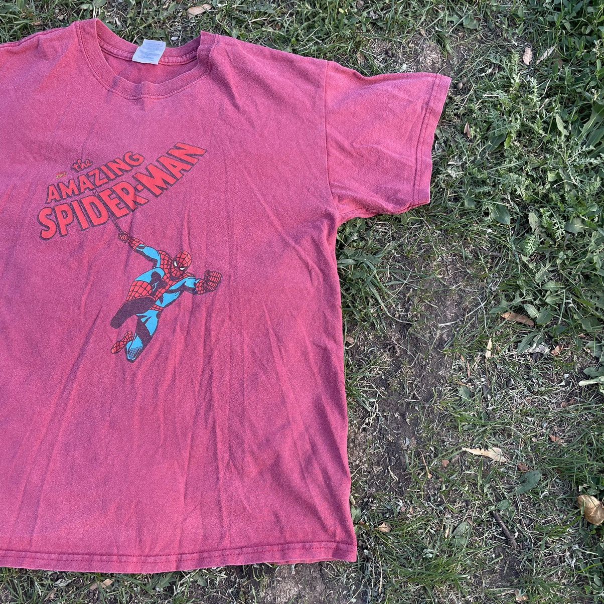 Vintage Vintage 90s Sun Faded Spiderman Graphic Tee Skate Pink M Size US M / EU 48-50 / 2 - 3 Thumbnail