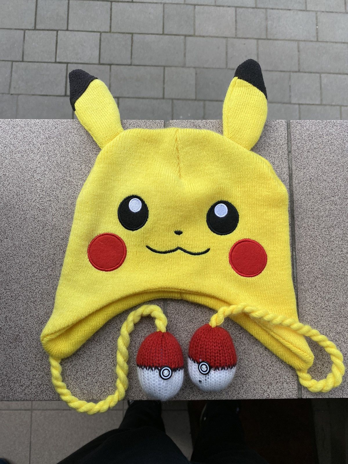 Pokemon × Vintage Pikachu Face y2k Beanie Size ONE SIZE - 1 Thumbnail