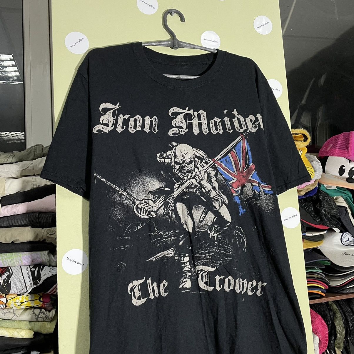 Vintage Vintage 90s Iron Maiden Graphic Tee Band Grunge Dark Boxy L Size US L / EU 52-54 / 3 - 4 Thumbnail