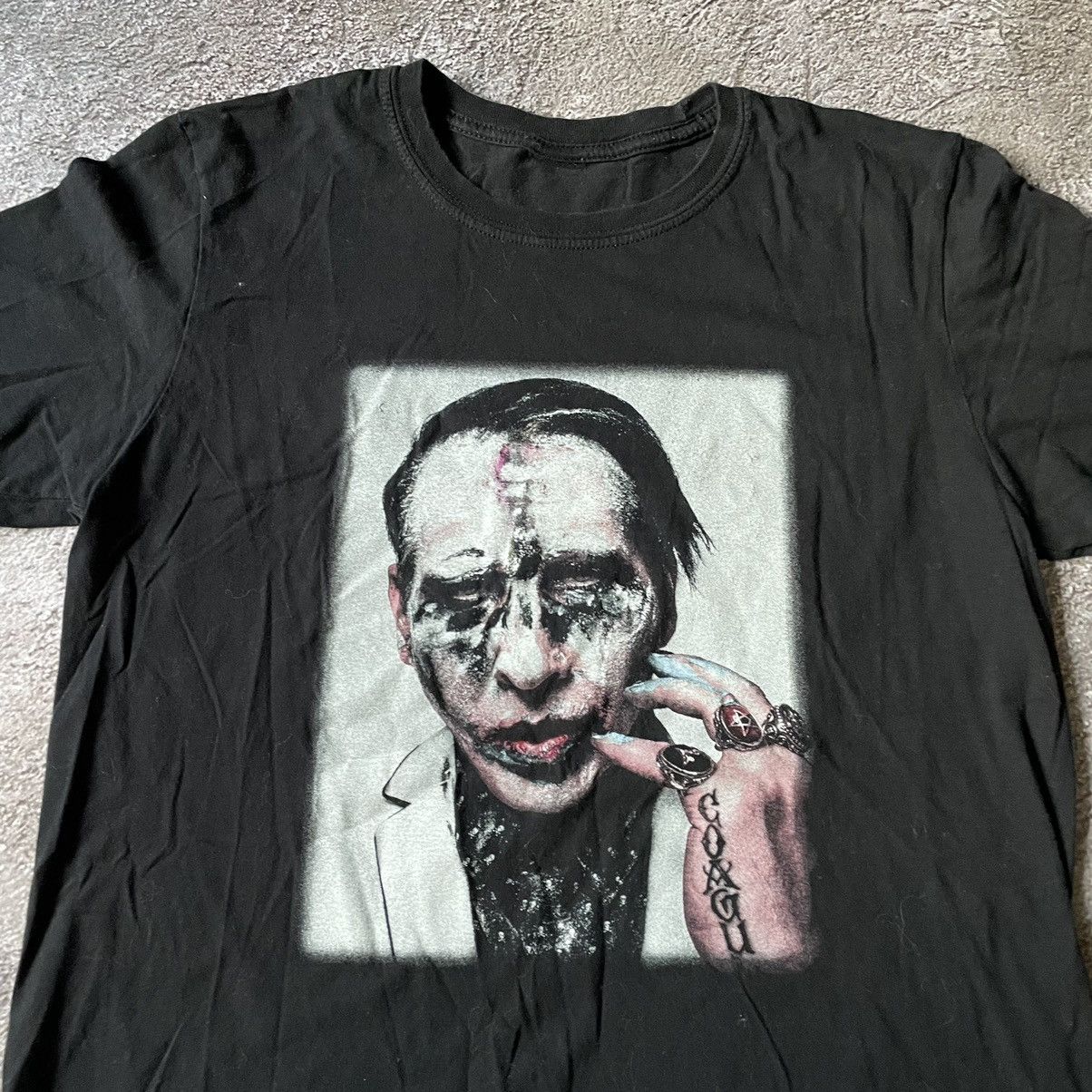 Vintage Vintage Y2K Graphic Tee Dark Horror Grunge Streetwear Boxy M Size US M / EU 48-50 / 2 - 5 Thumbnail
