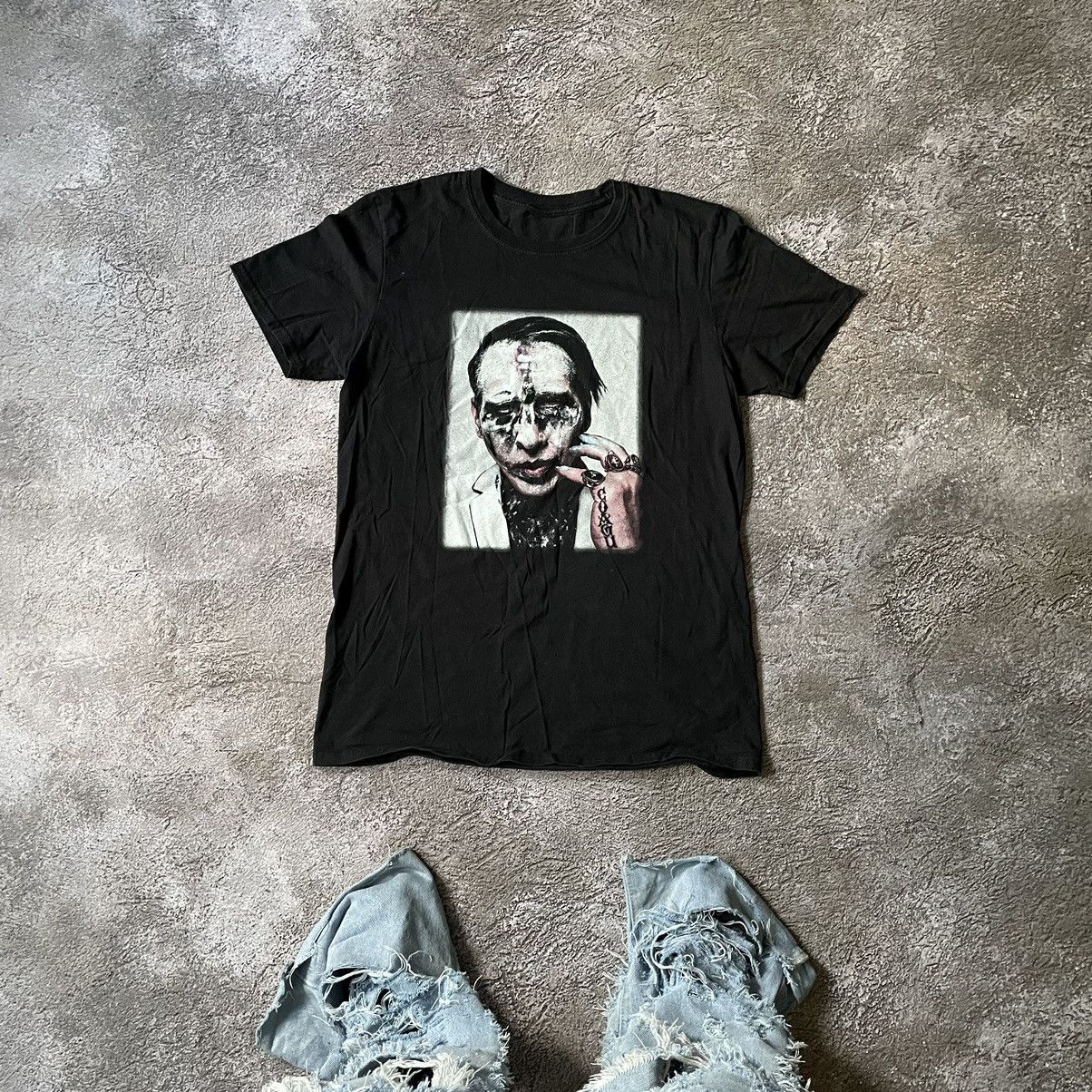 Vintage Vintage Y2K Graphic Tee Dark Horror Grunge Streetwear Boxy M Size US M / EU 48-50 / 2 - 1 Thumbnail