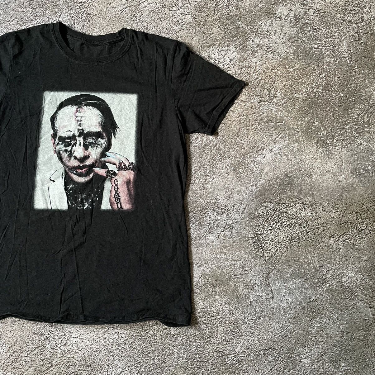 Vintage Vintage Y2K Graphic Tee Dark Horror Grunge Streetwear Boxy M Size US M / EU 48-50 / 2 - 3 Thumbnail