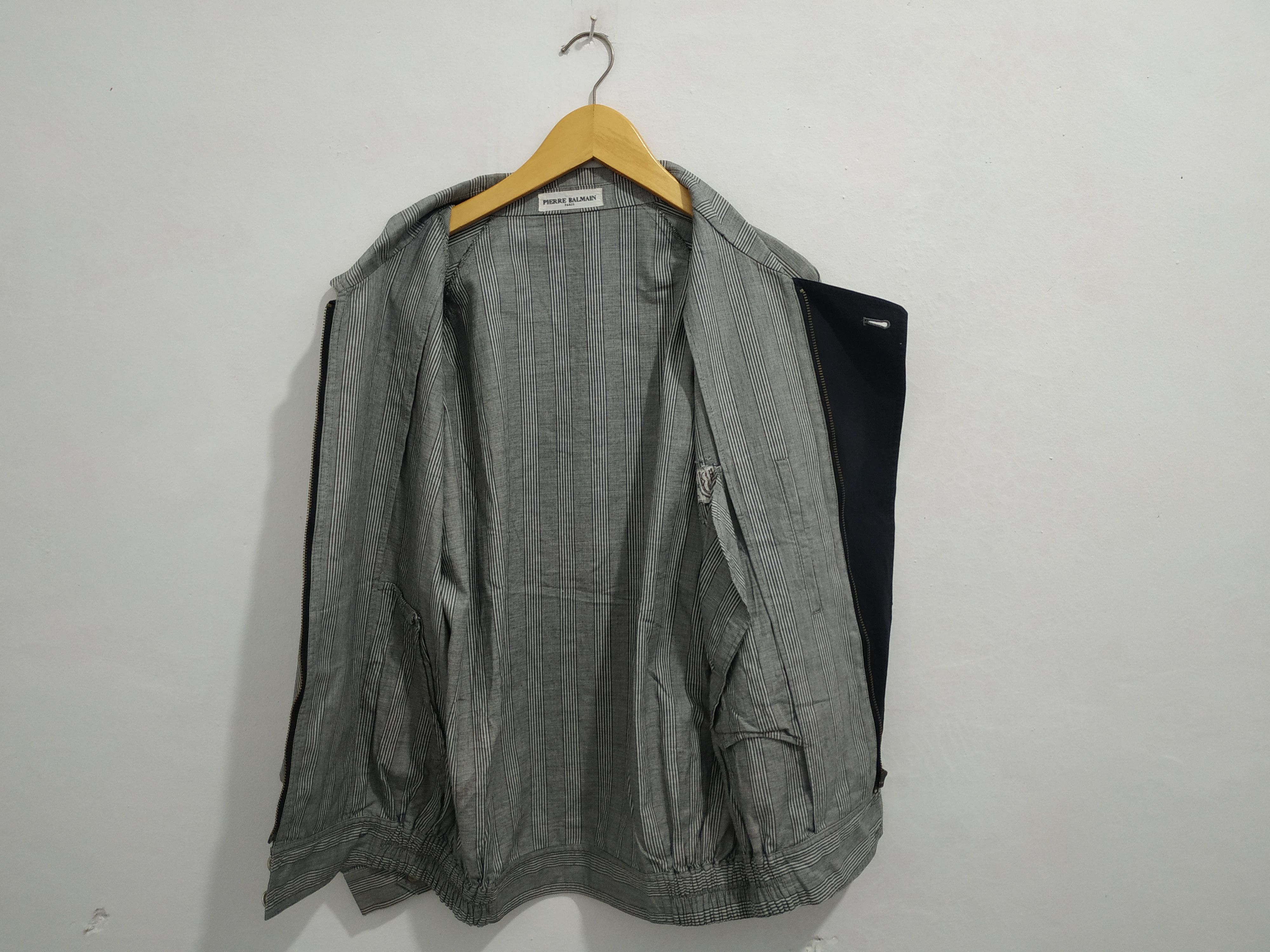 Balmain Vintage Balmain light jacket Size US S / EU 44-46 / 1 - 3 Thumbnail