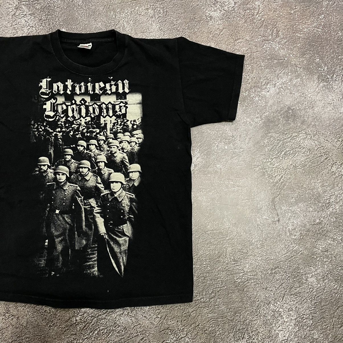 Vintage Vintage Y2K Thrashed Black Graphic Band Tee Punk Grunge M Size US M / EU 48-50 / 2 - 3 Thumbnail