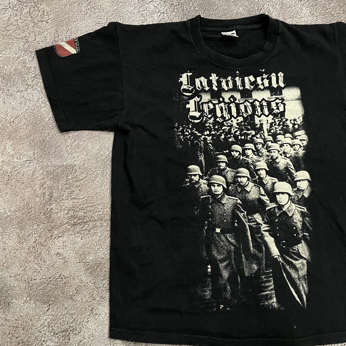Vintage Vintage Y2K Thrashed Black Graphic Band Tee Punk Grunge M Size US M / EU 48-50 / 2 - 4 Thumbnail